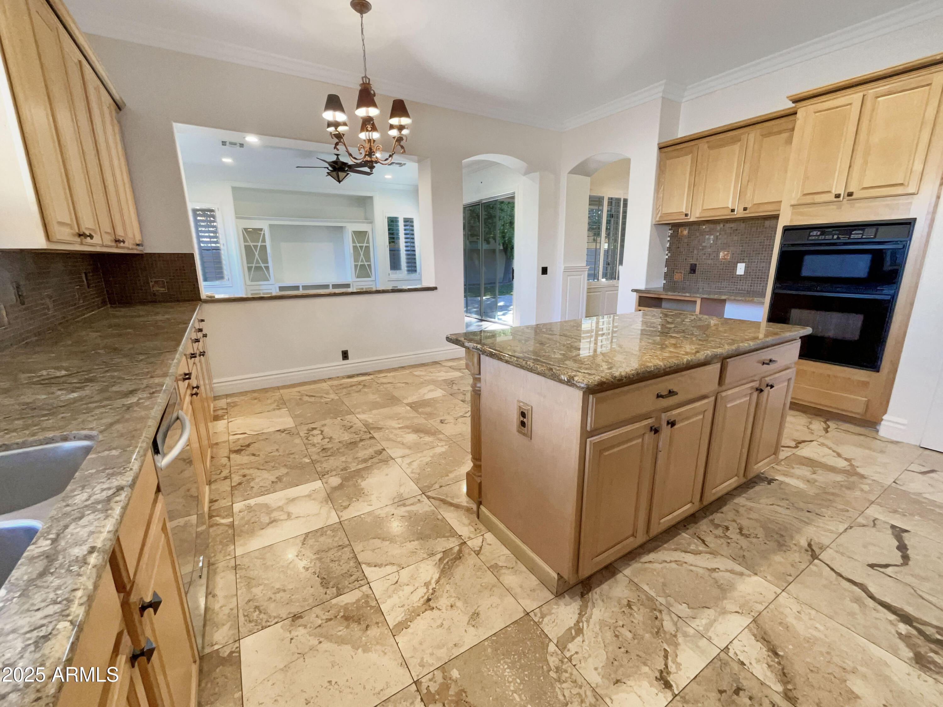 741 N Tower Place Property Photo 32