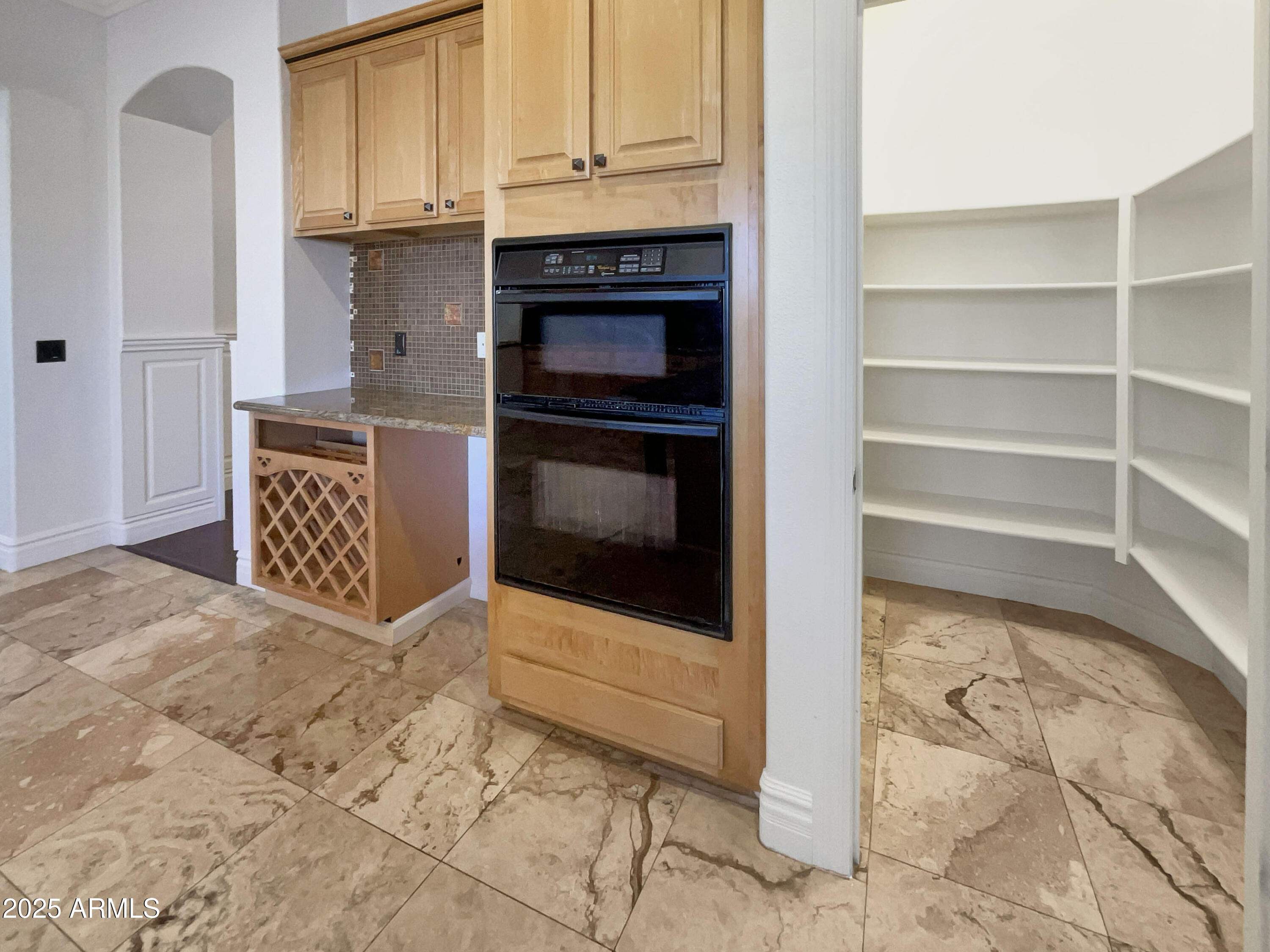741 N Tower Place Property Photo 33