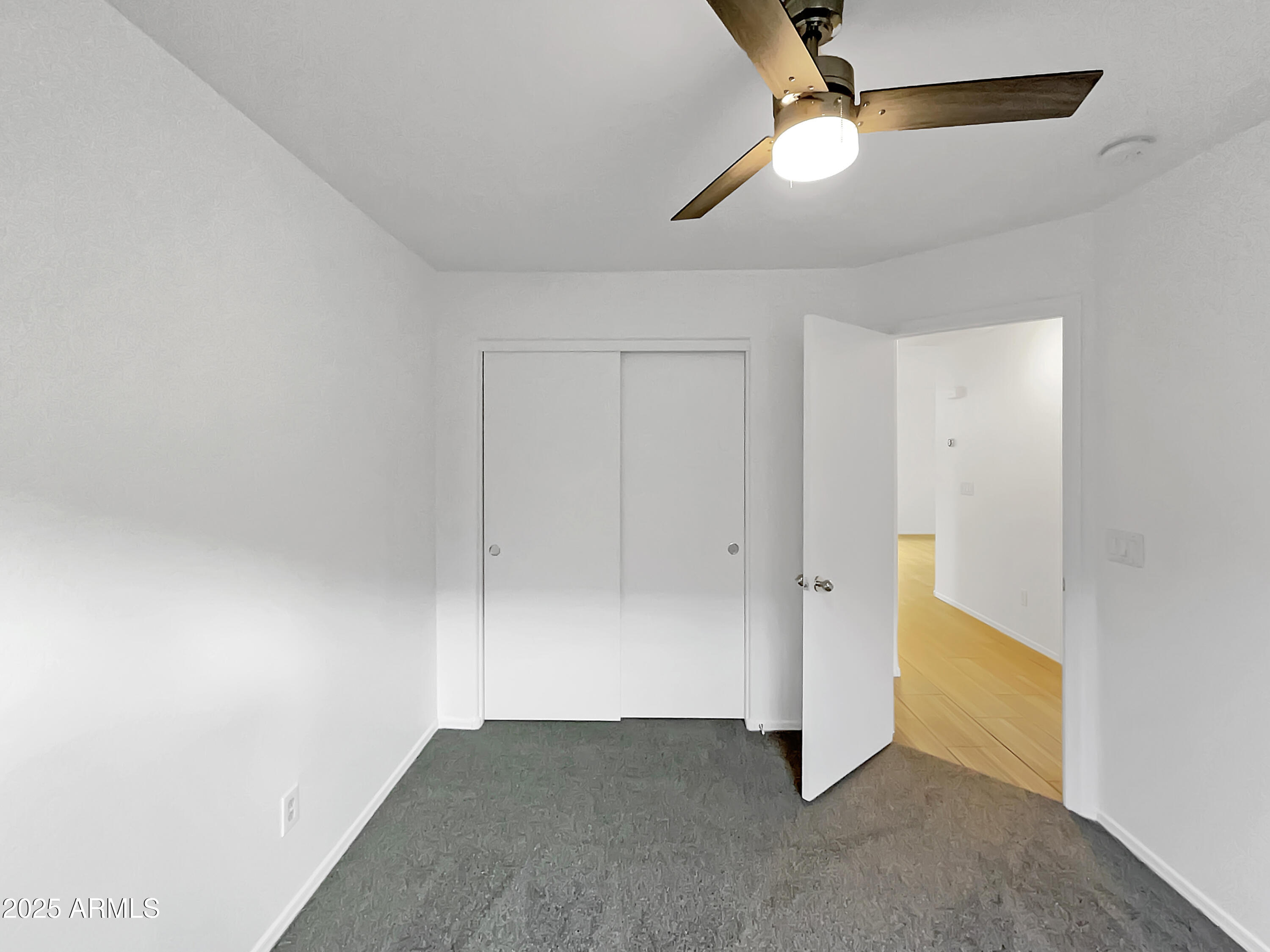 1642 W La Salle Street Property Photo 13