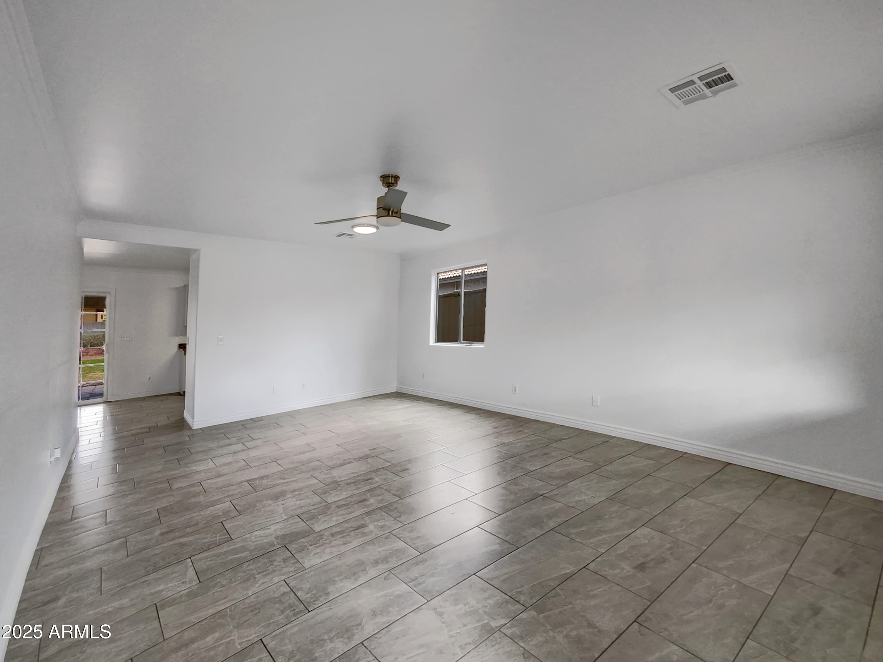 2028 E Lipizzan Drive Property Photo 9