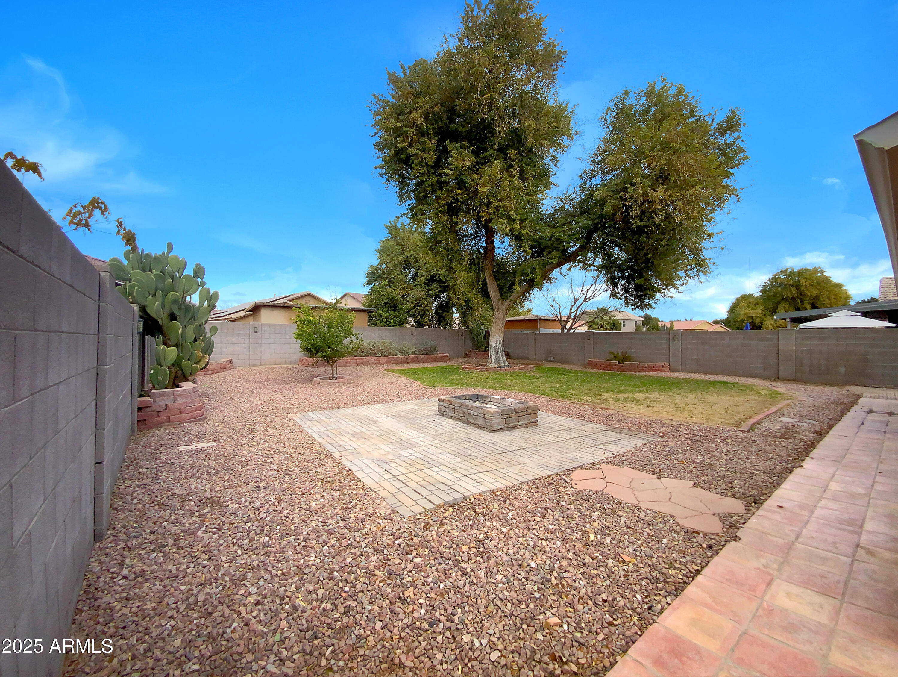 2028 E Lipizzan Drive Property Photo 22