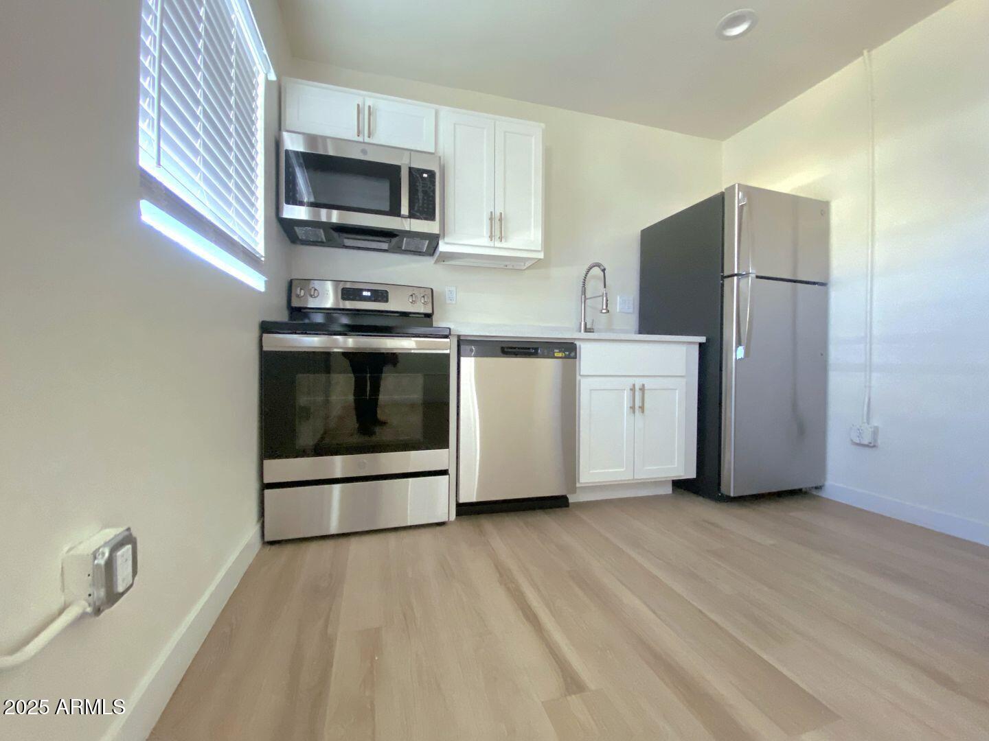 1620 E Apache Boulevard Property Photo 1