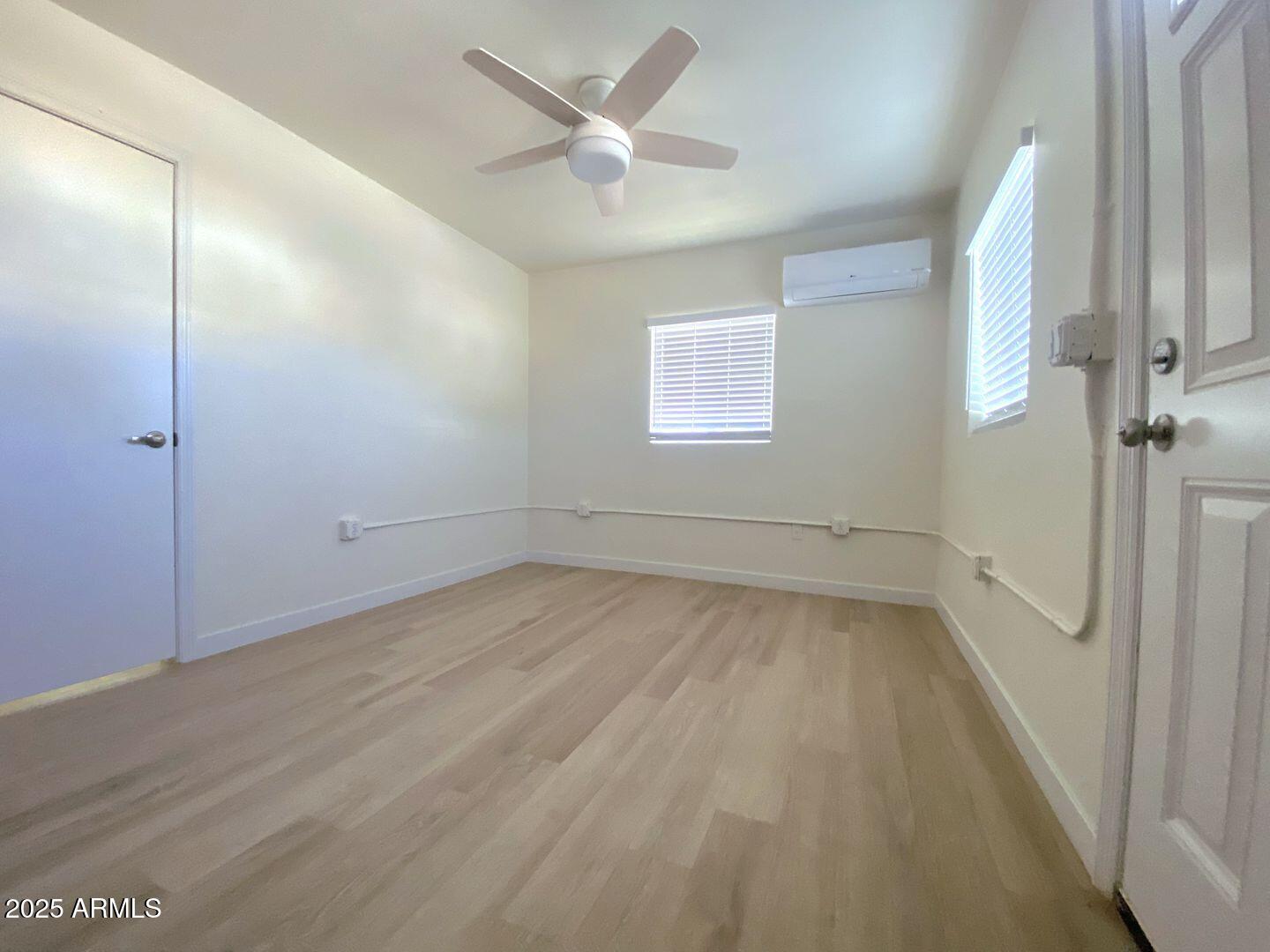 1620 E Apache Boulevard Property Photo 4