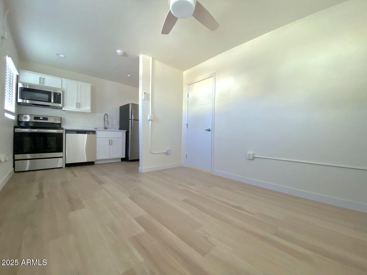 1620 E Apache Boulevard Property Photo 5