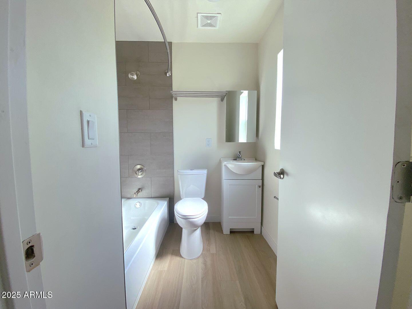 1620 E Apache Boulevard Property Photo 7