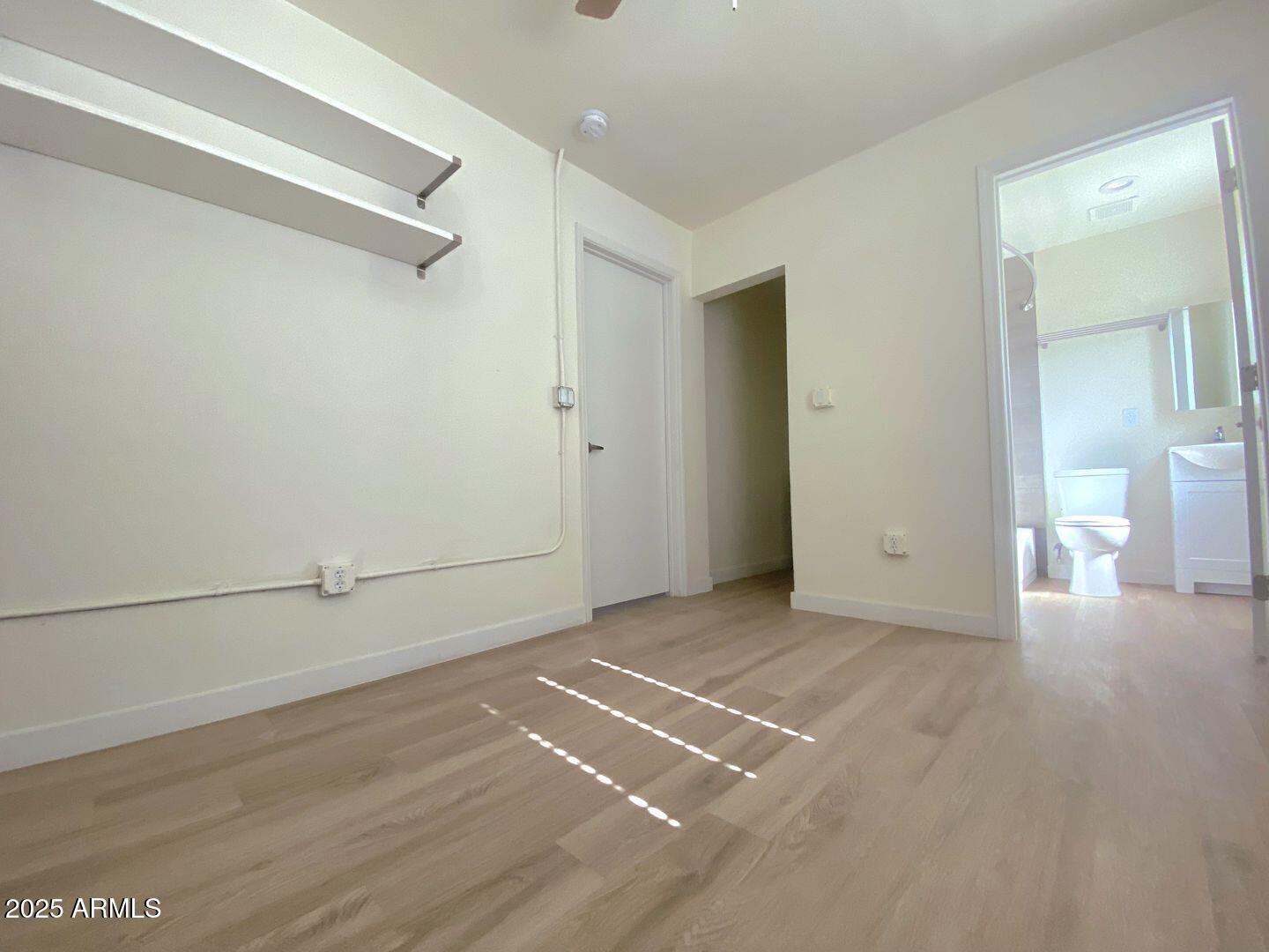 1620 E Apache Boulevard Property Photo 9