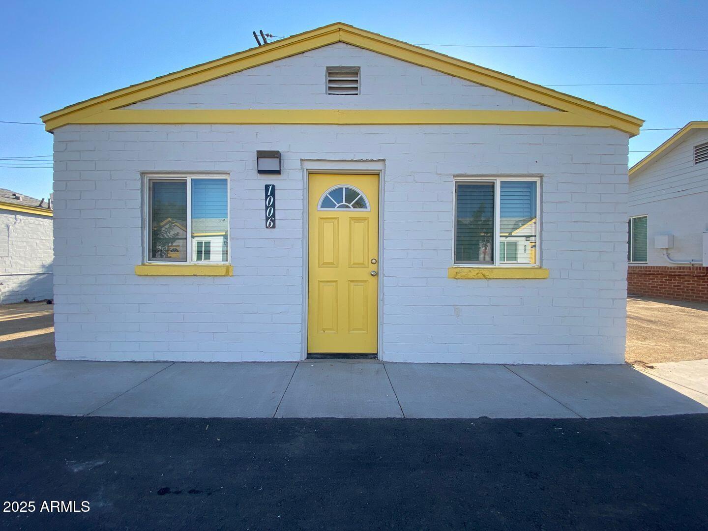 1620 E Apache Boulevard Property Photo 14