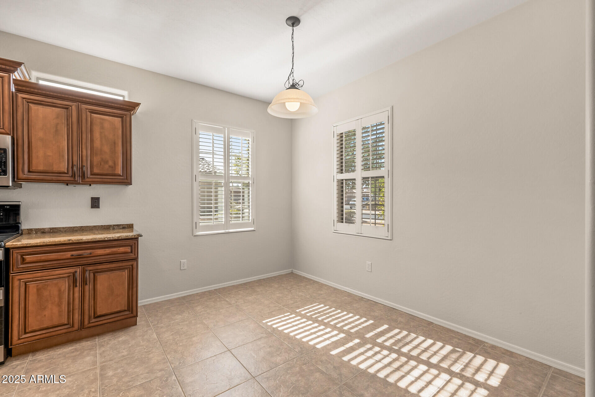 20533 N Sequoia Crest Drive Property Photo 11