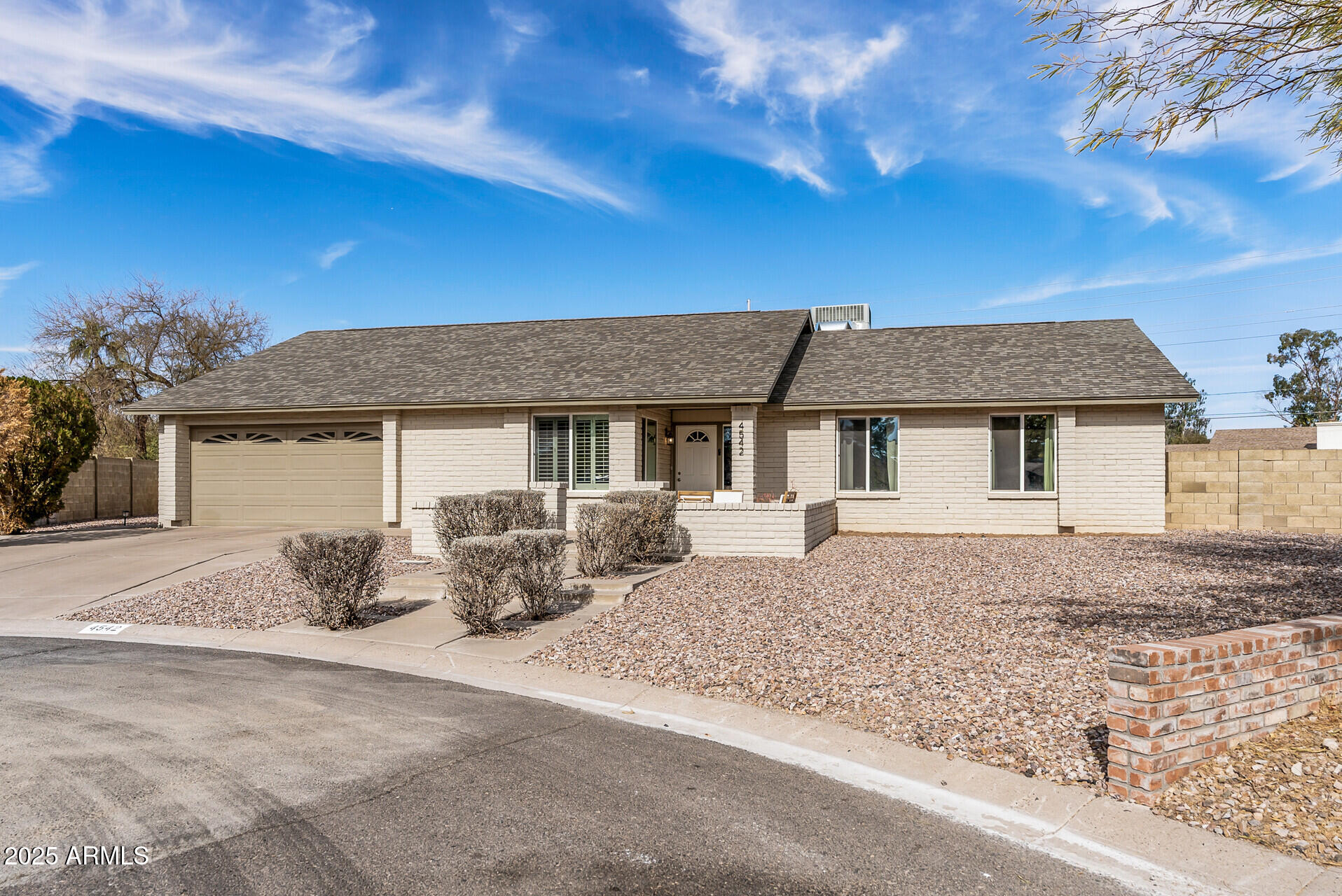 4542 W Villa Theresa Drive Property Photo 1