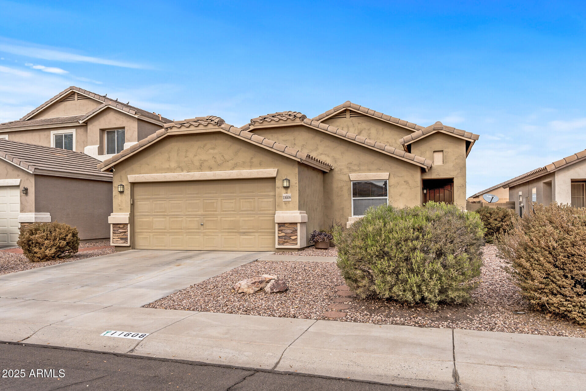 11608 W Oglesby Avenue Property Photo 1
