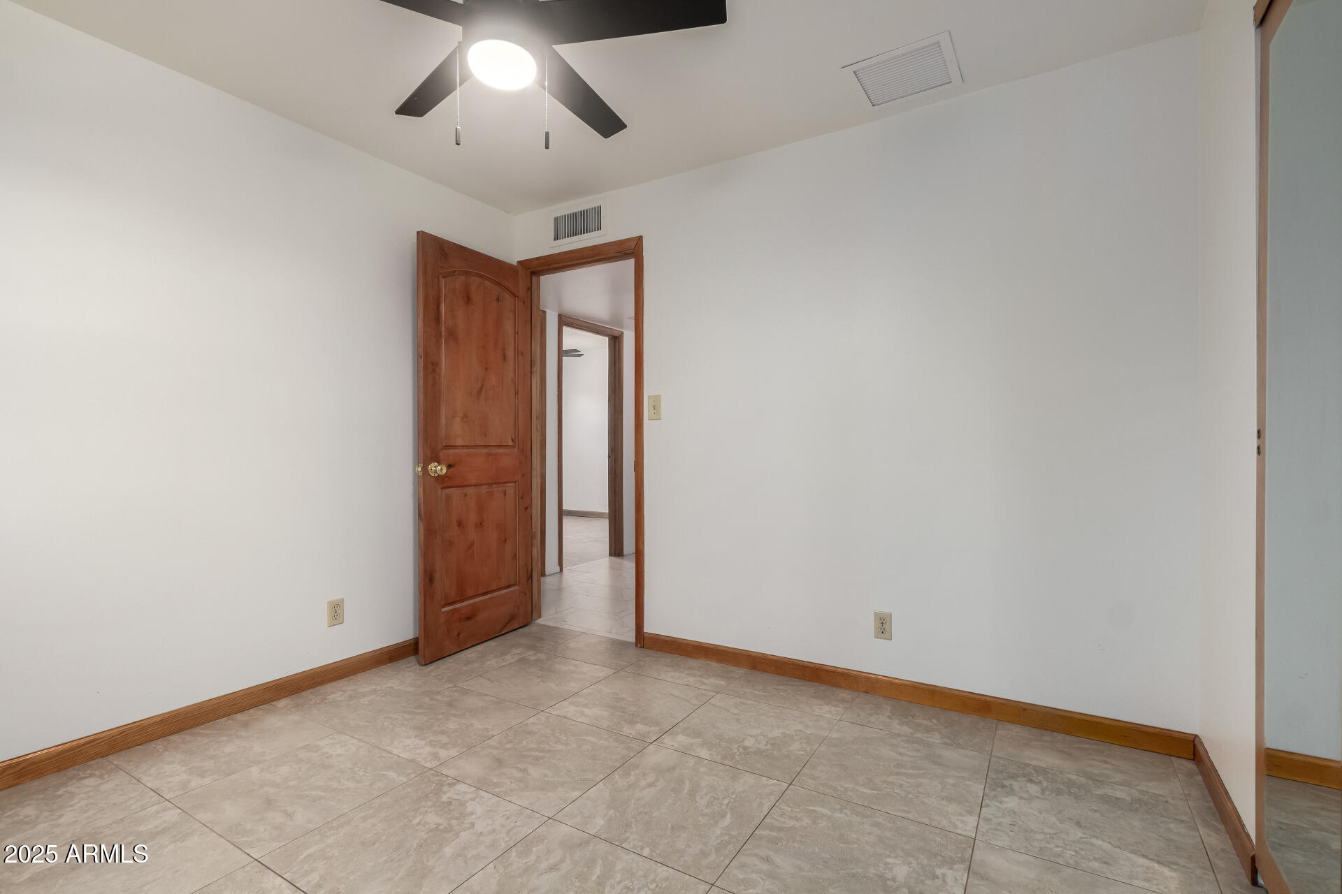 3801 W Barnes Lane Property Photo 18