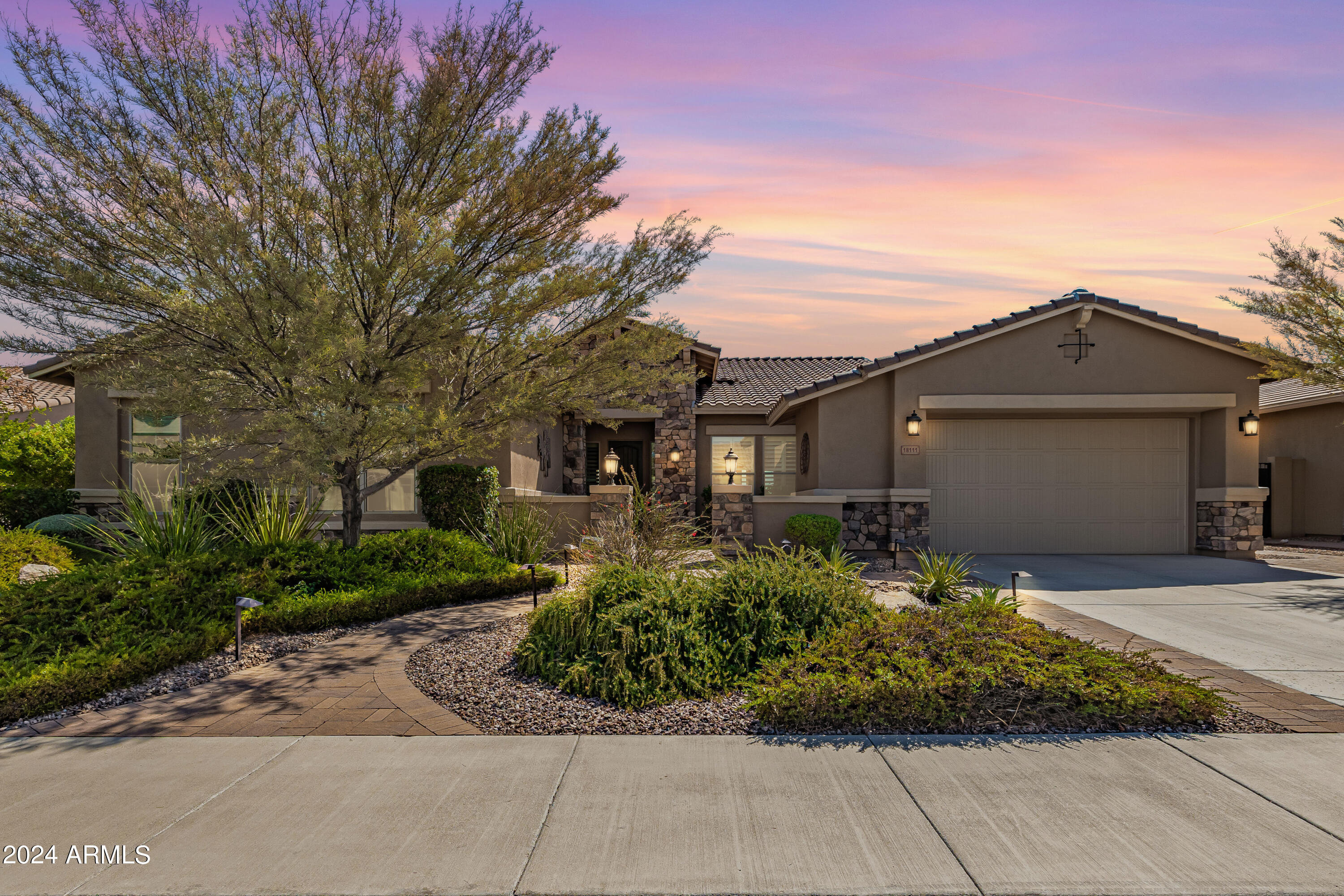 18111 W Desert Sage Drive Property Photo 2