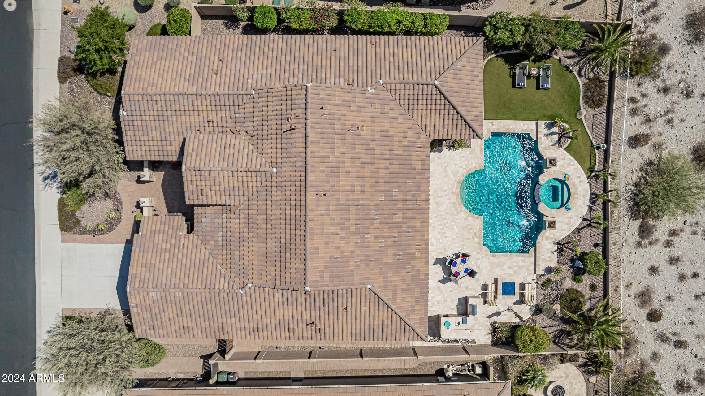 18111 W Desert Sage Drive Property Photo 8