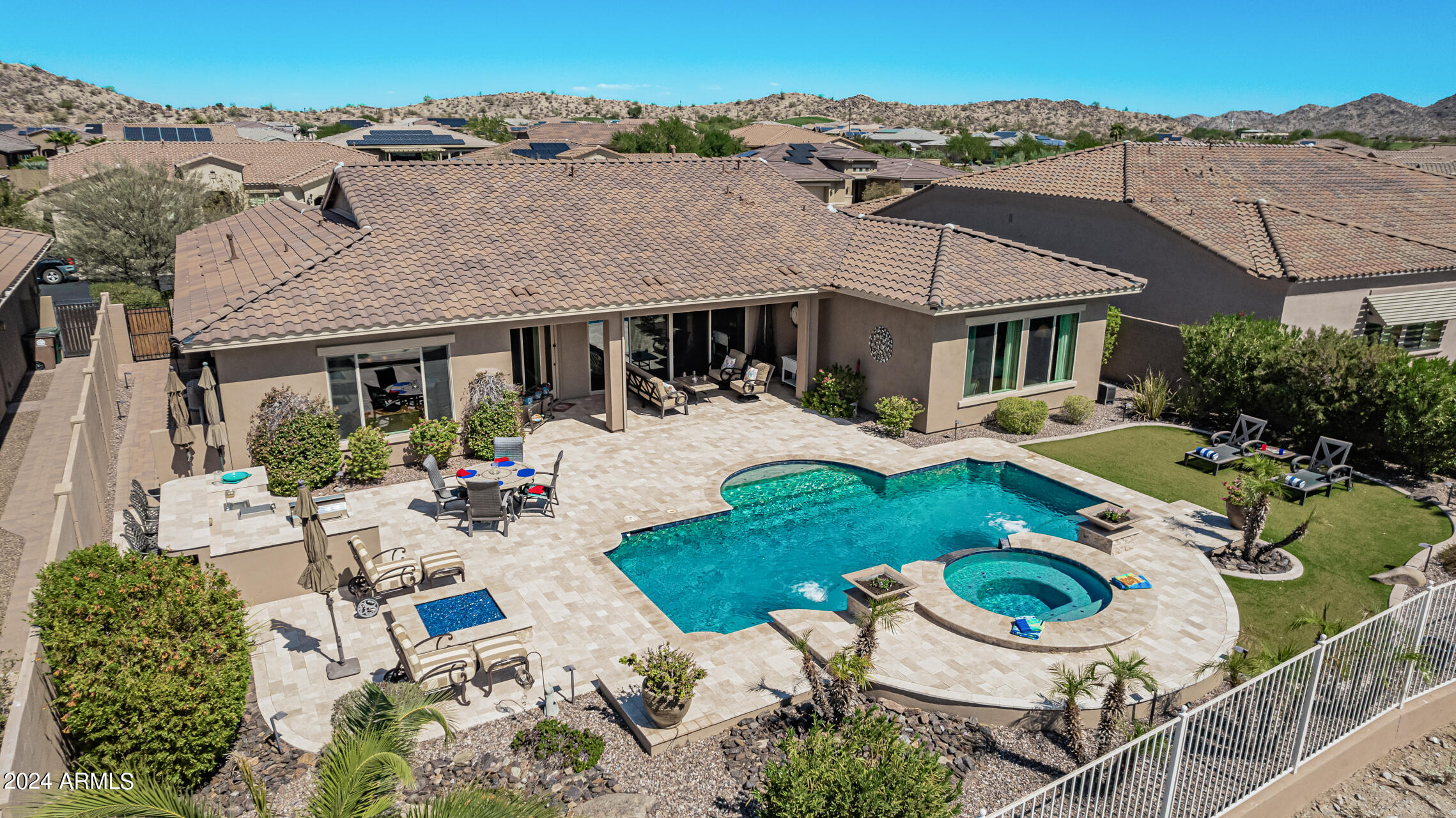18111 W Desert Sage Drive Property Photo 66