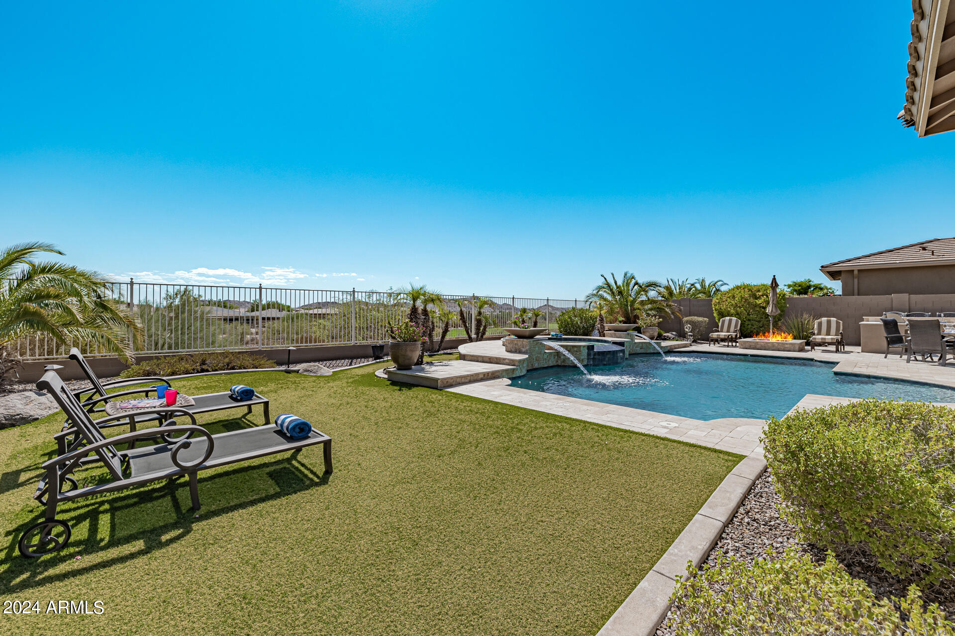 18111 W Desert Sage Drive Property Photo 77