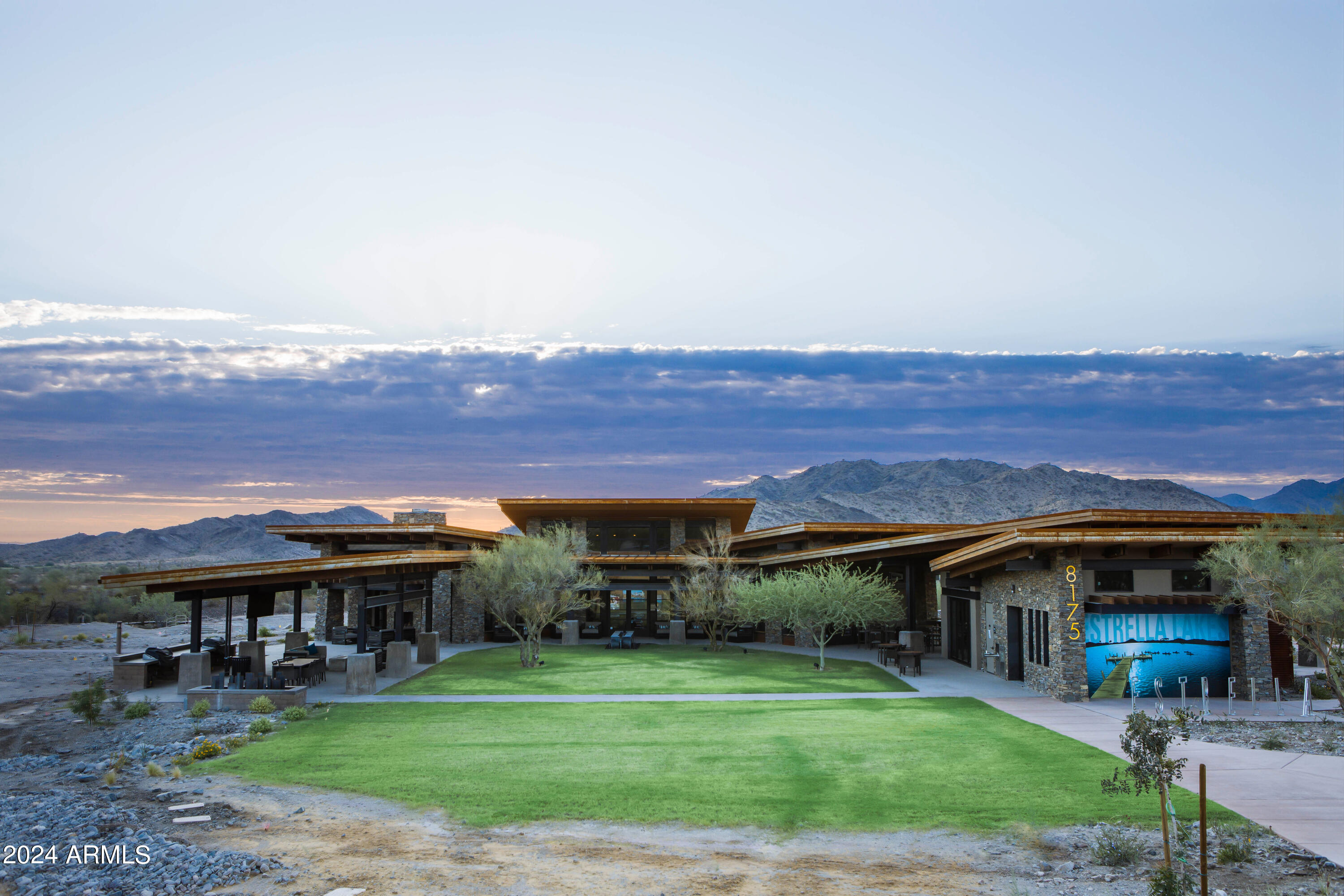 18111 W Desert Sage Drive Property Photo 82