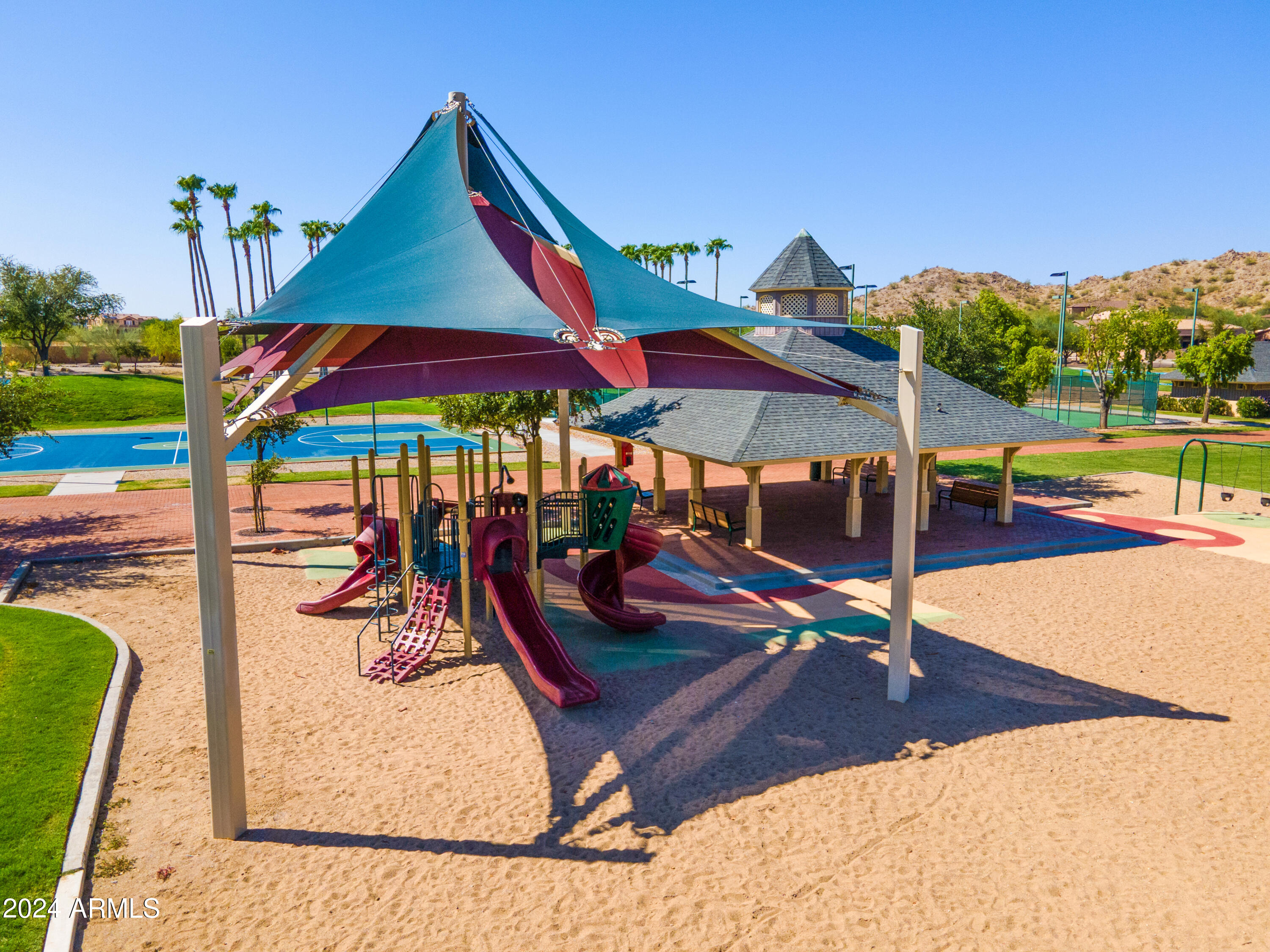 18111 W Desert Sage Drive Property Photo 92