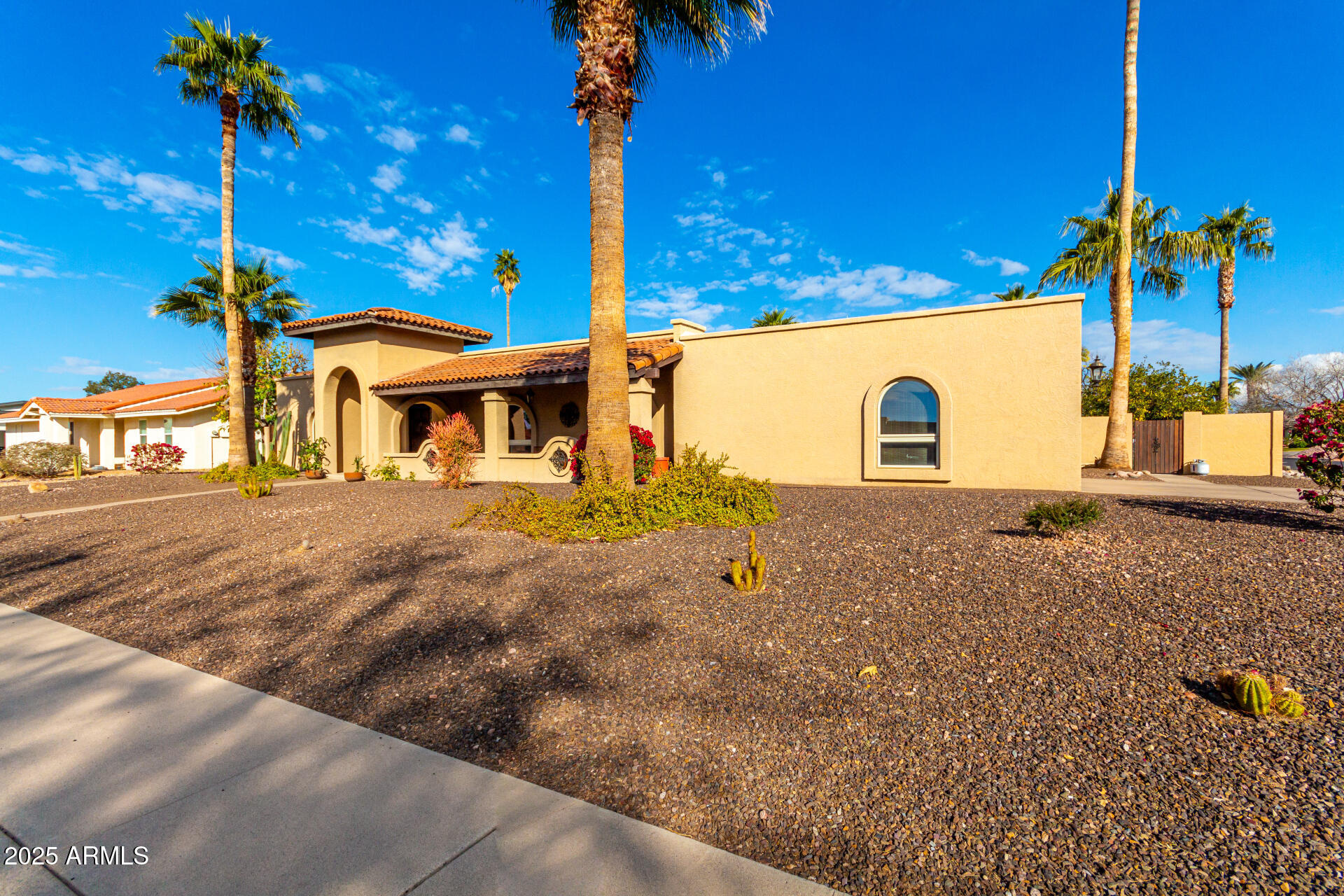 6030 E Crocus Drive Property Photo 6