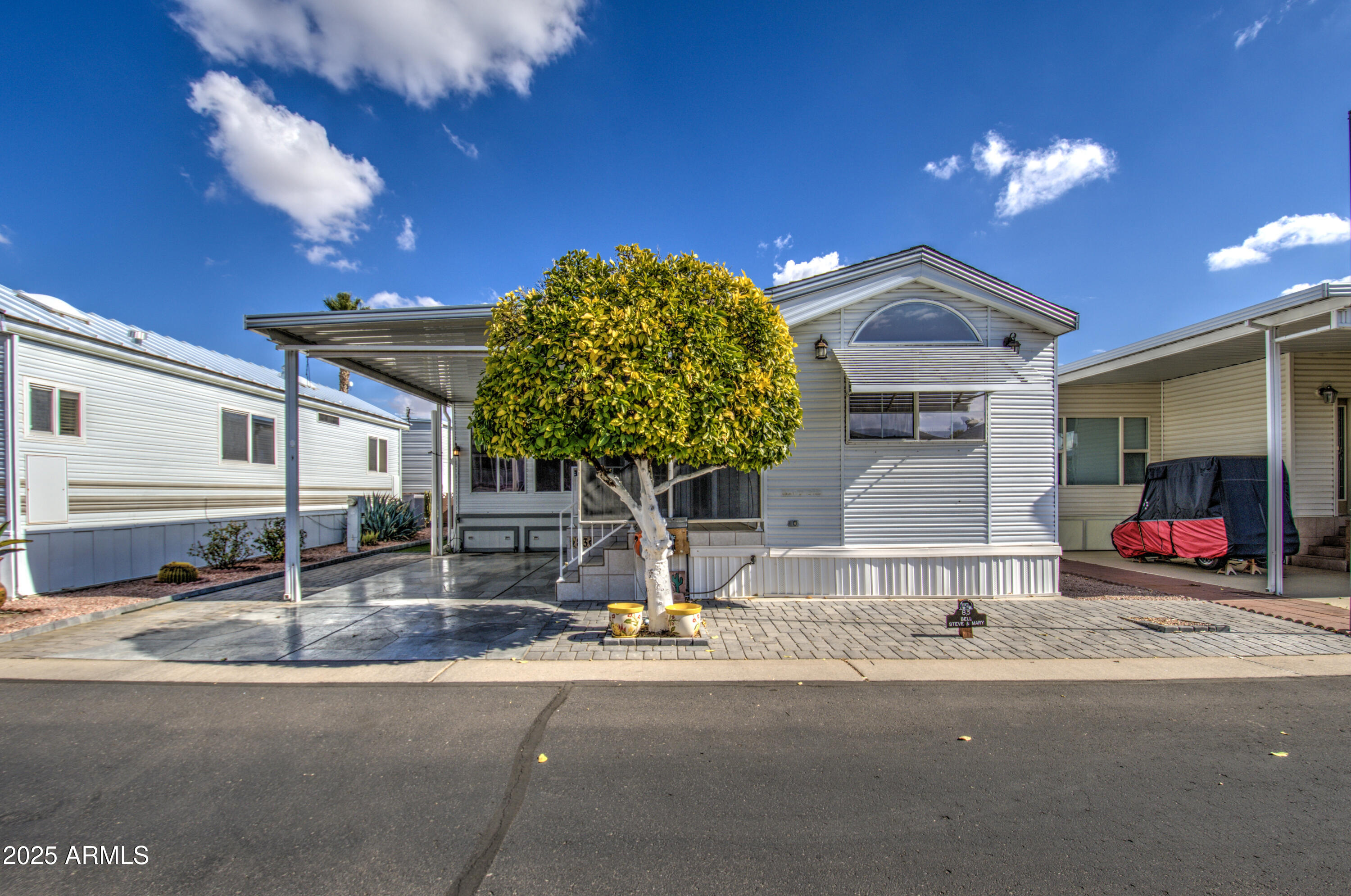 7750 E Broadway Road Property Photo 1