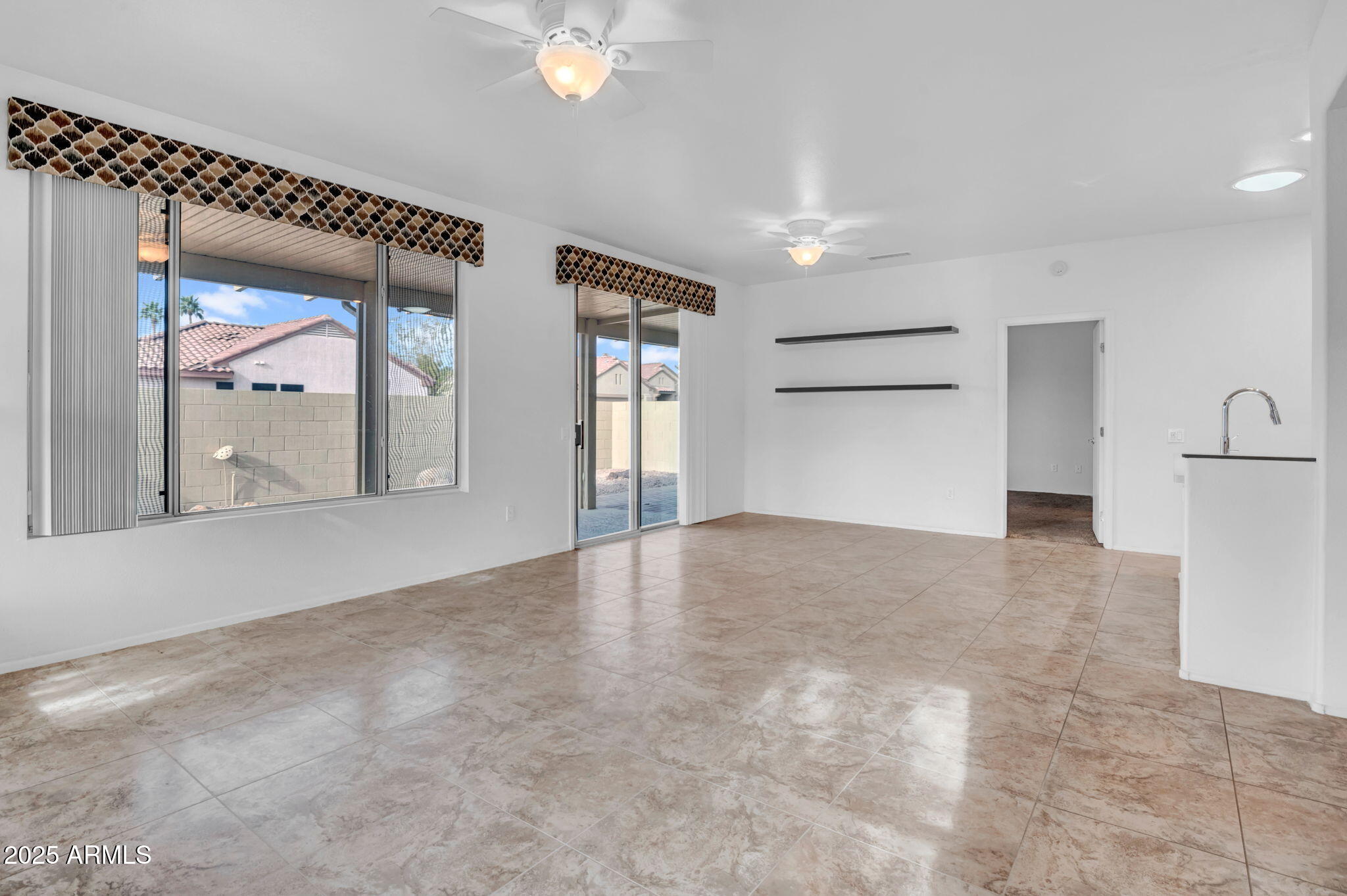15738 W Clear Canyon Drive Property Photo 8