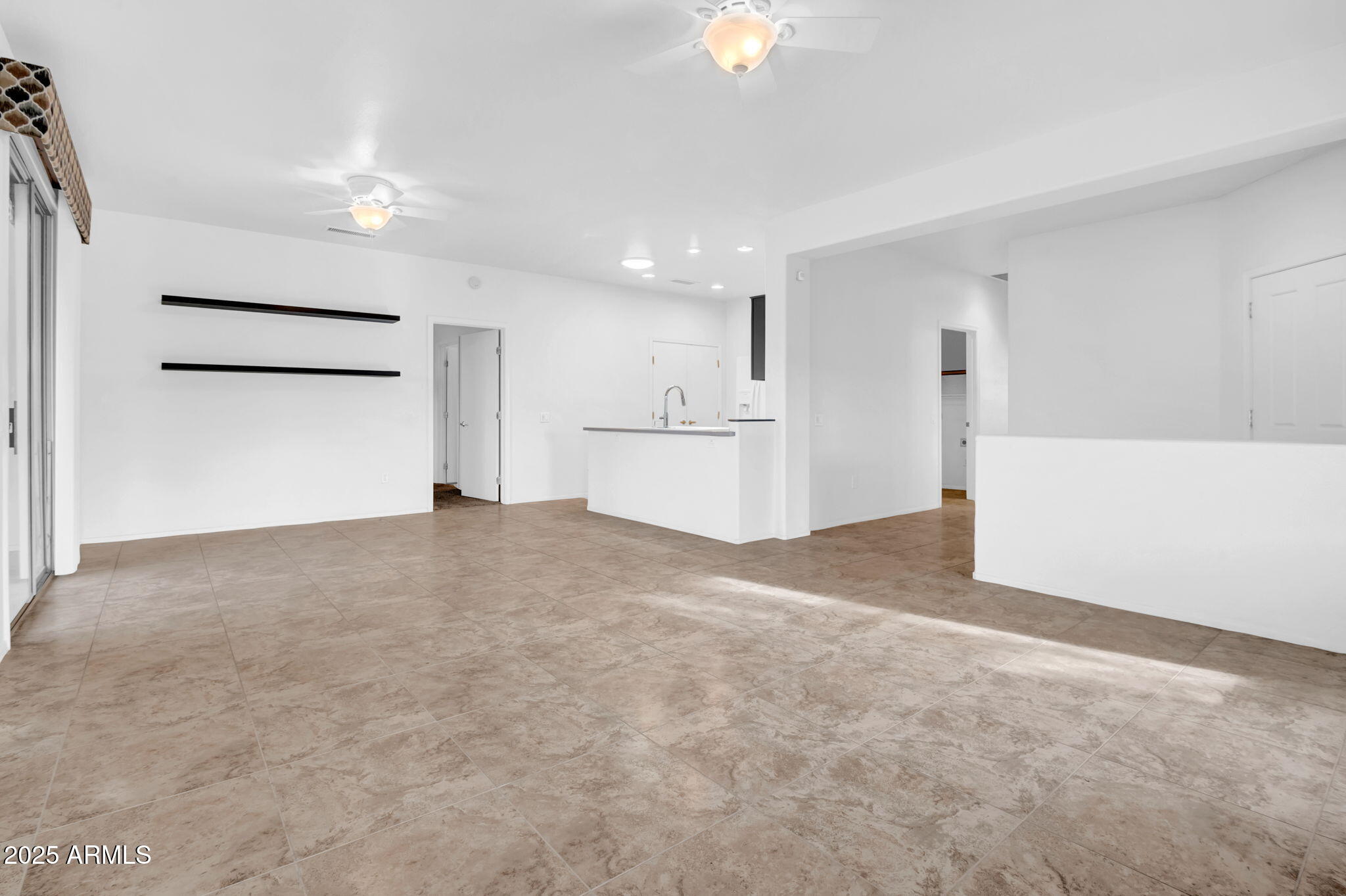 15738 W Clear Canyon Drive Property Photo 10