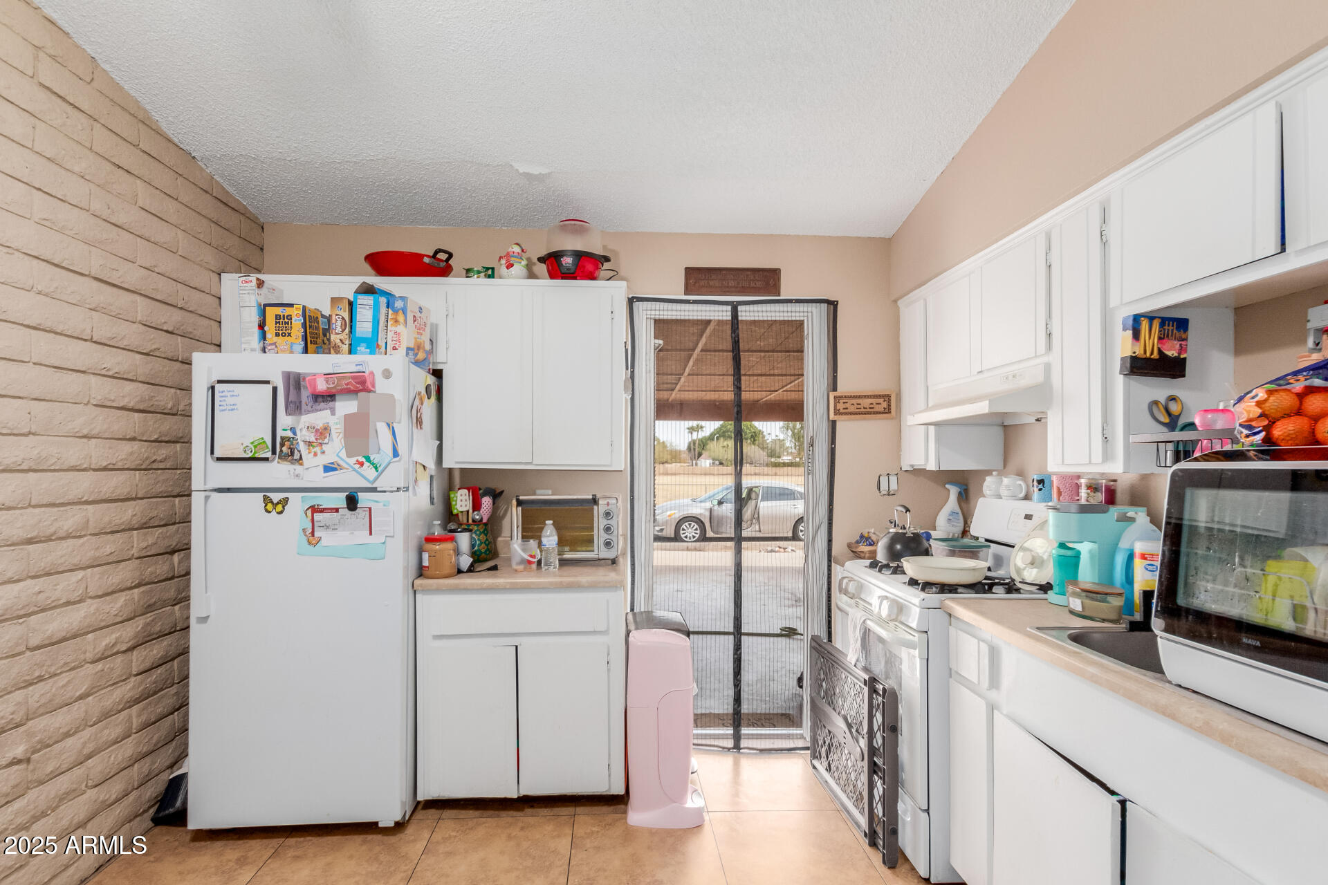 122 E 14th Place Property Photo 10