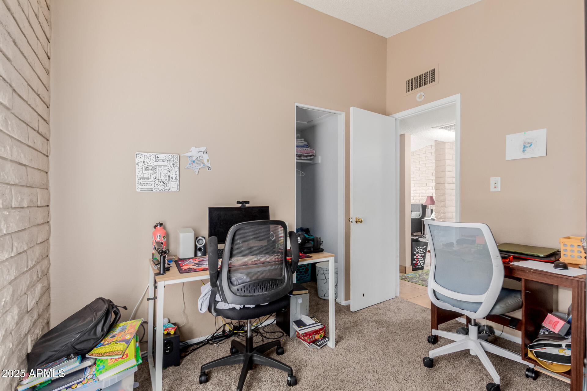 122 E 14th Place Property Photo 17