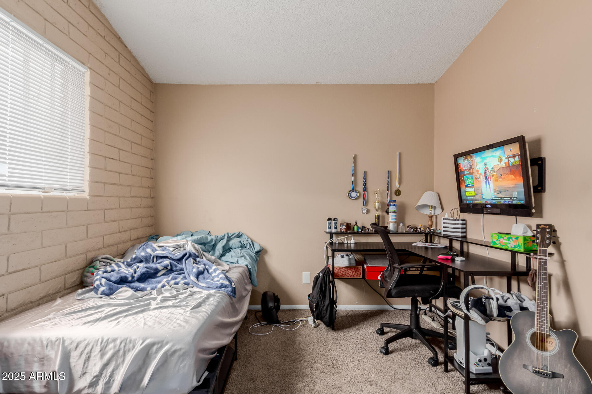 122 E 14th Place Property Photo 31