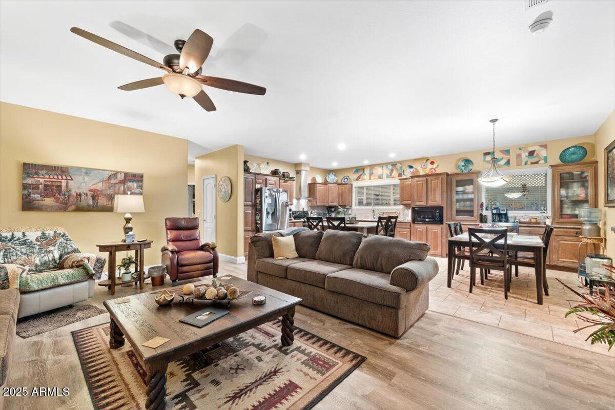 126 S Hilton Road Property Photo 3