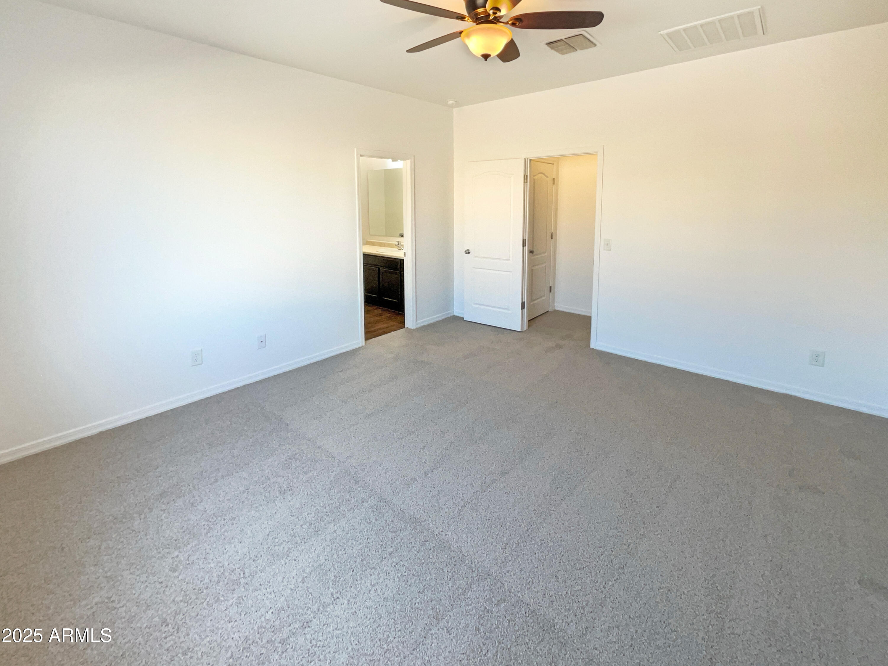 8148 W Atlantis Way Property Photo 5