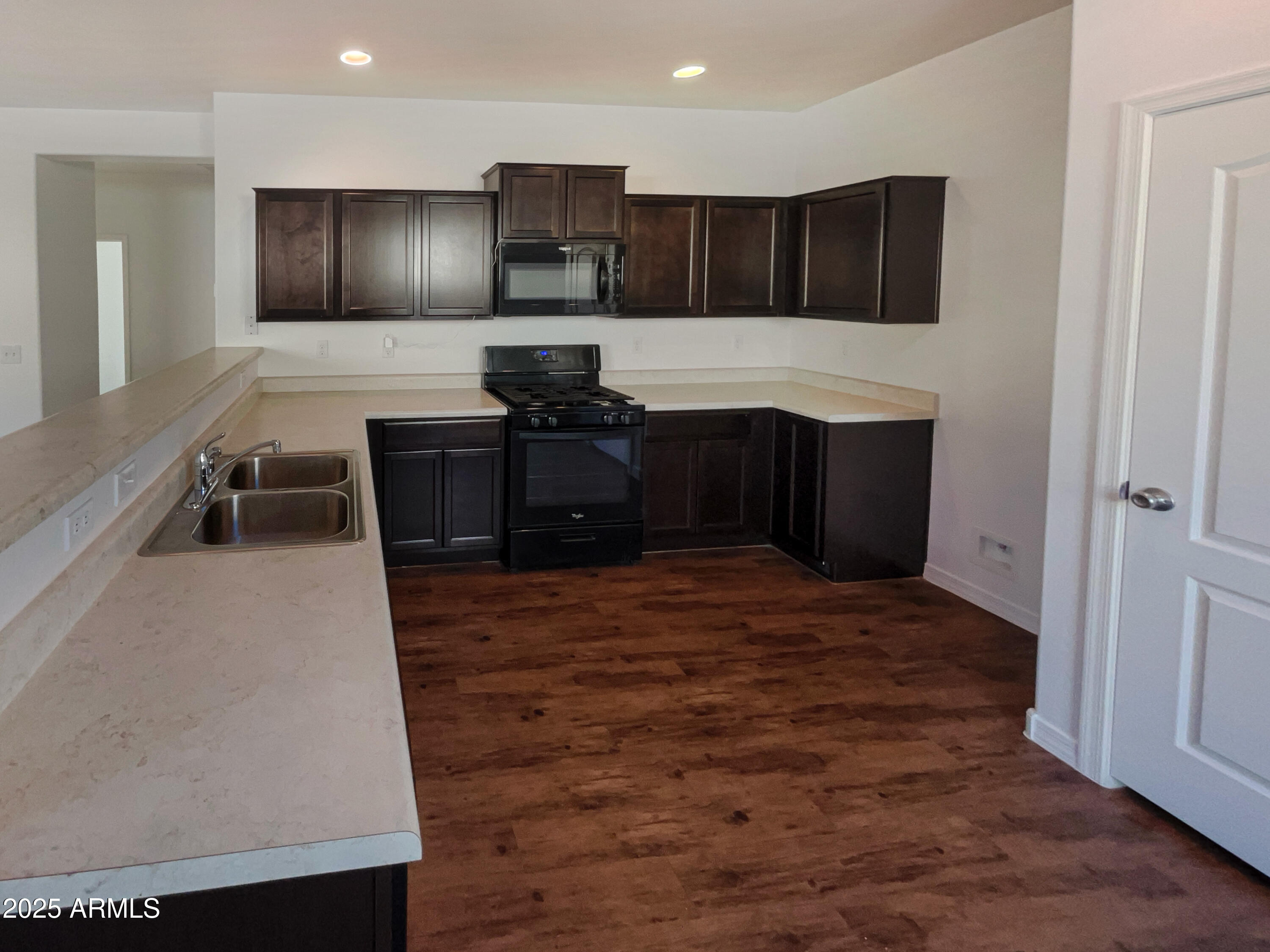 8148 W Atlantis Way Property Photo 6