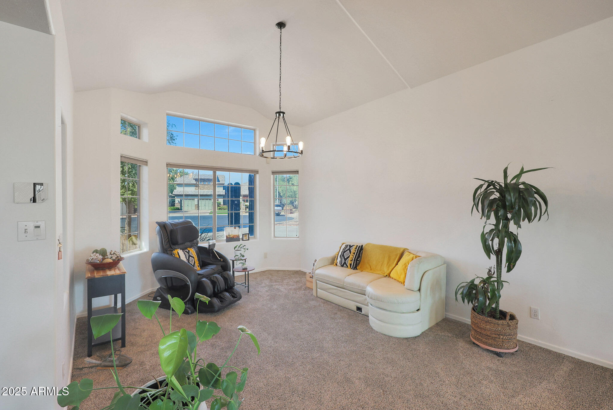 2837 N Whiting Circle Property Photo 11