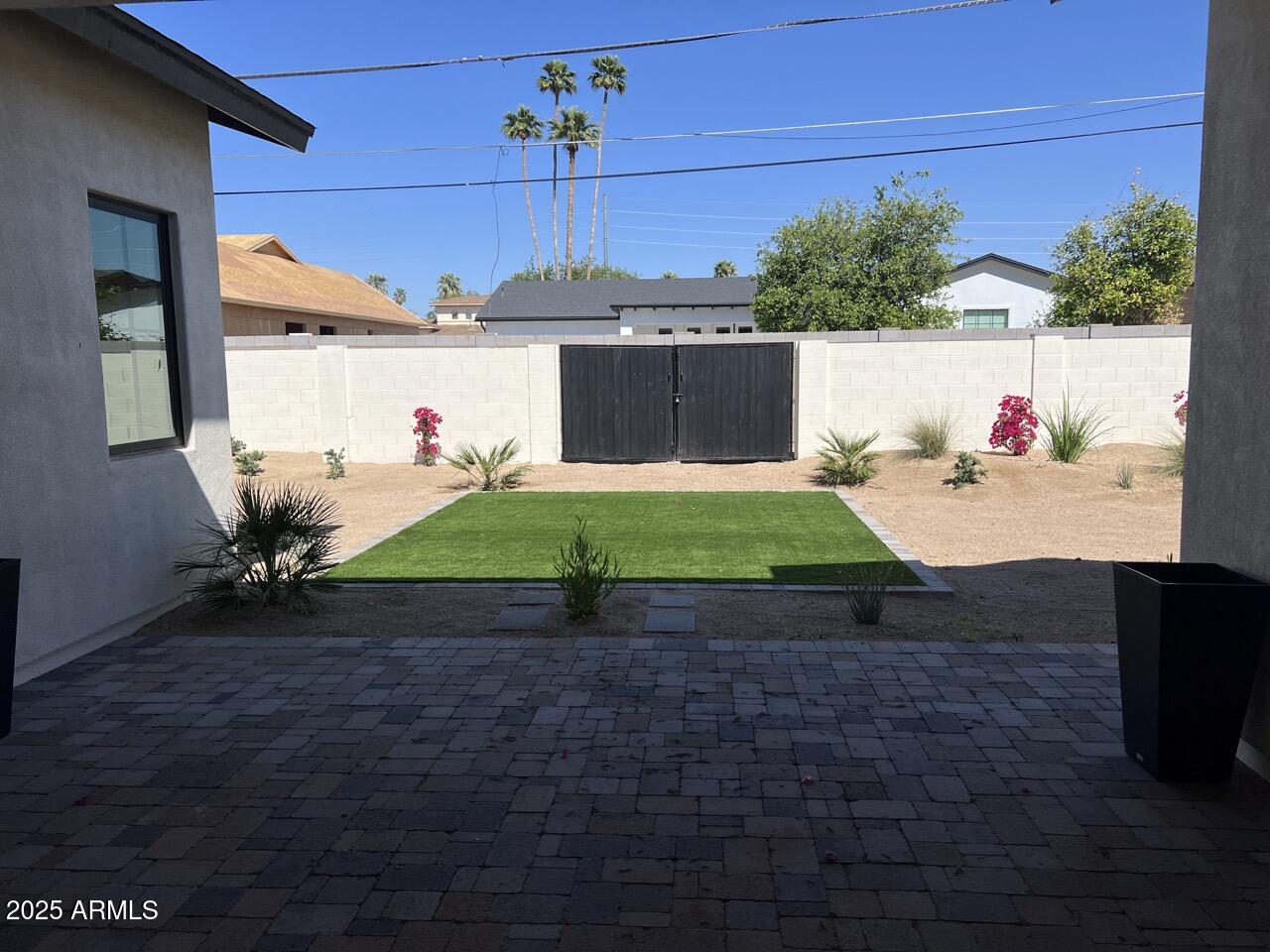 3021 N 47th Street Property Photo 15