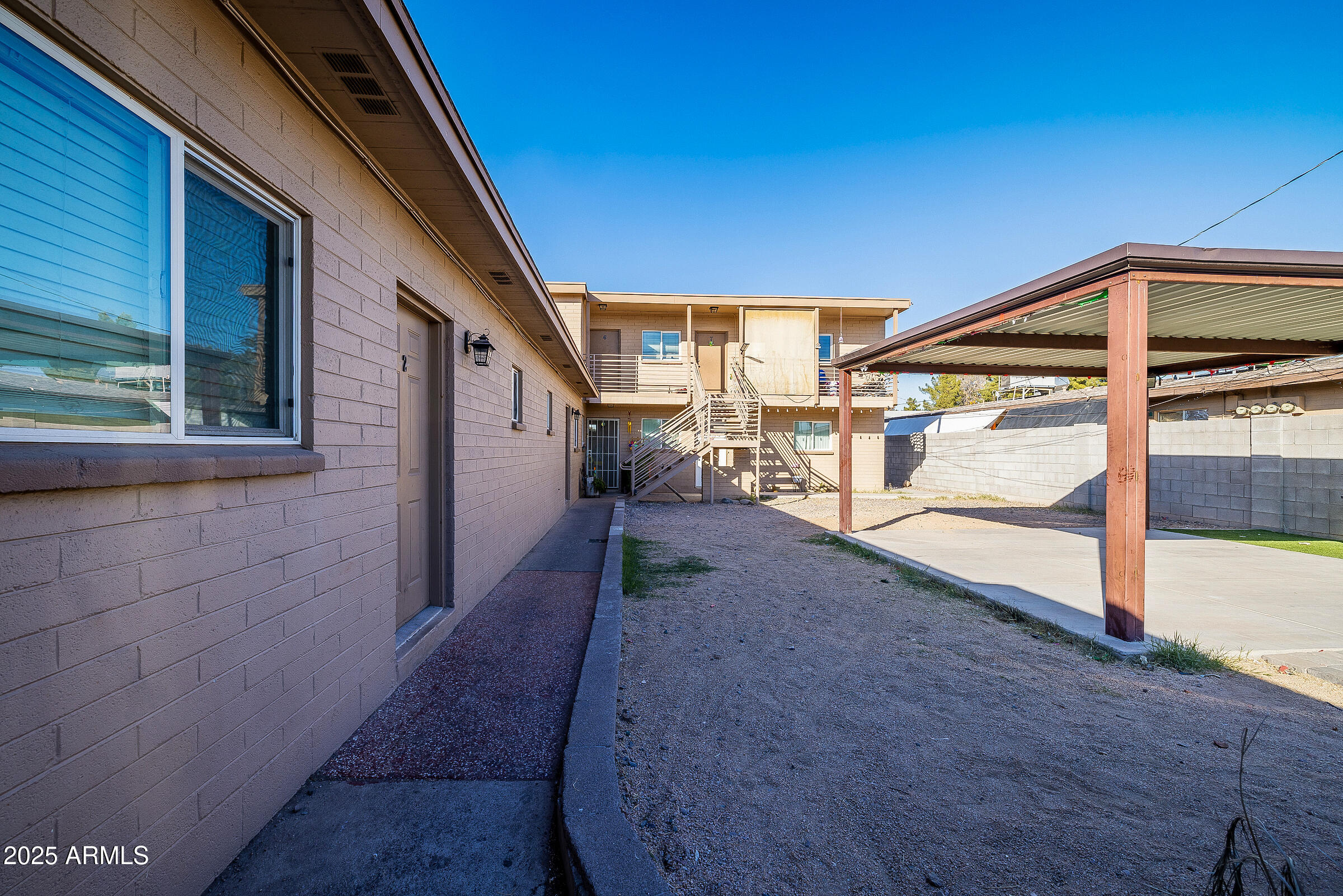 6324 W Maryland Avenue Property Photo 1