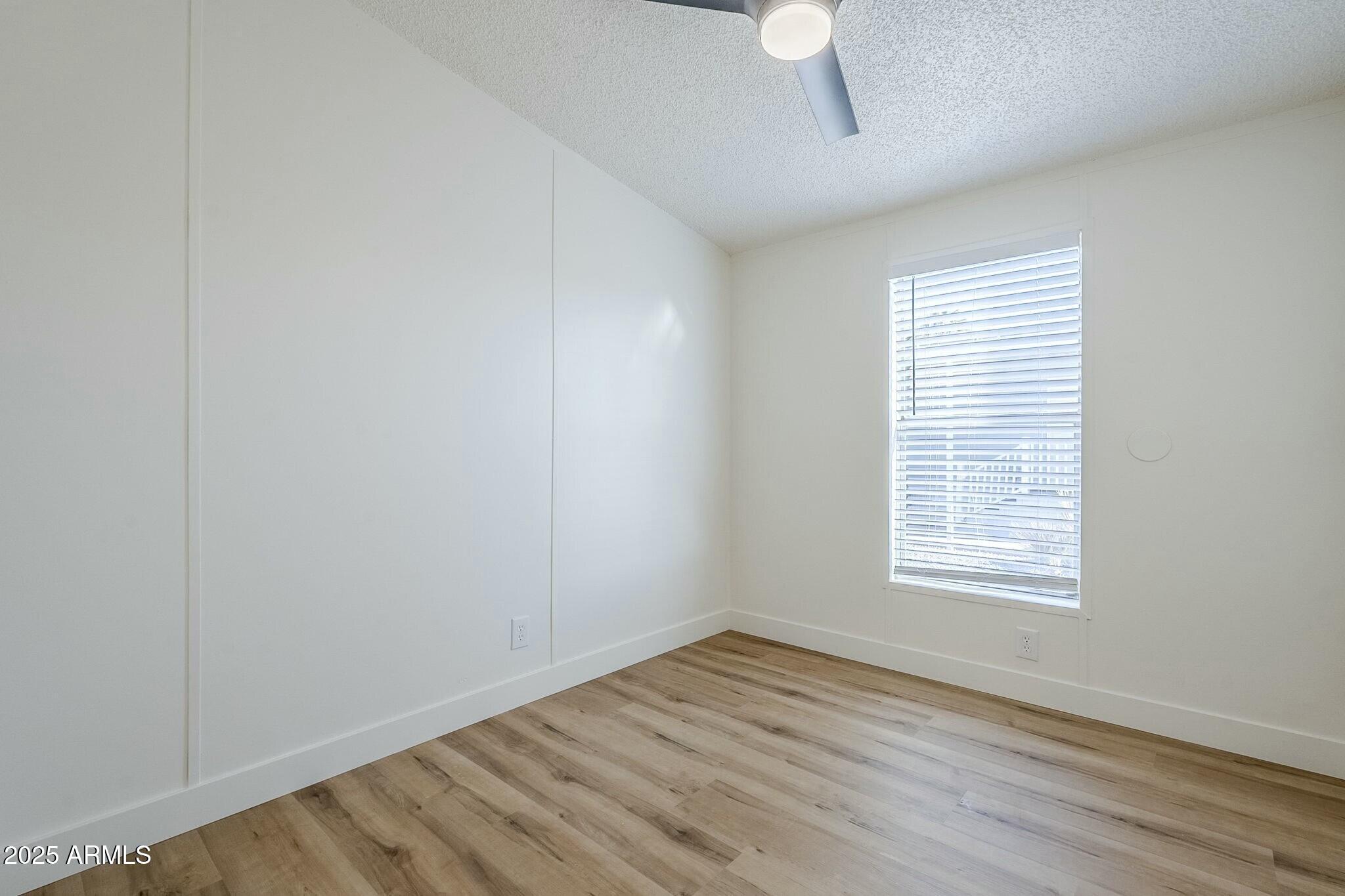 2000 S Apache Road Property Photo 30