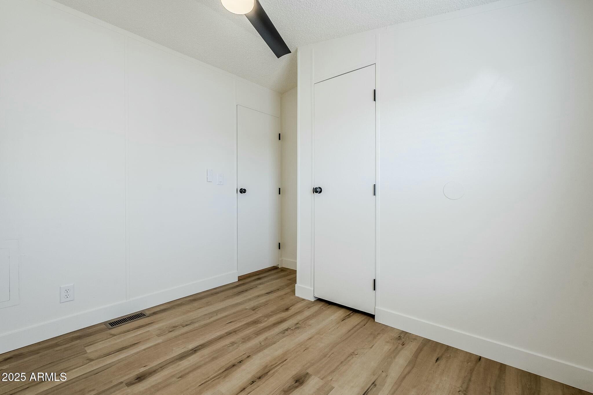 2000 S Apache Road Property Photo 33