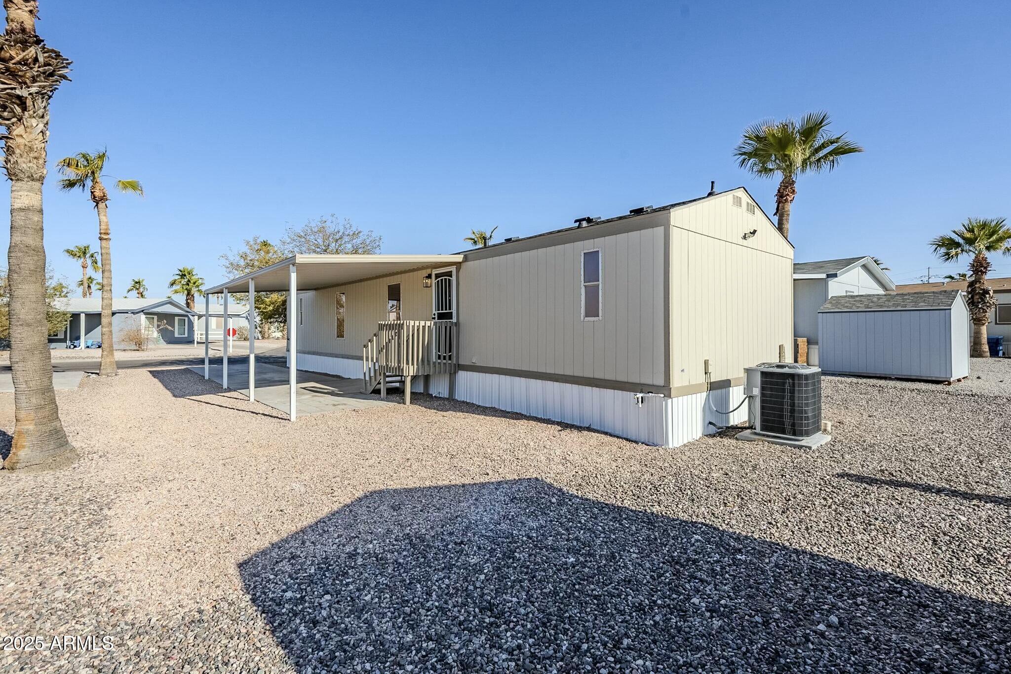 2000 S Apache Road Property Photo 36