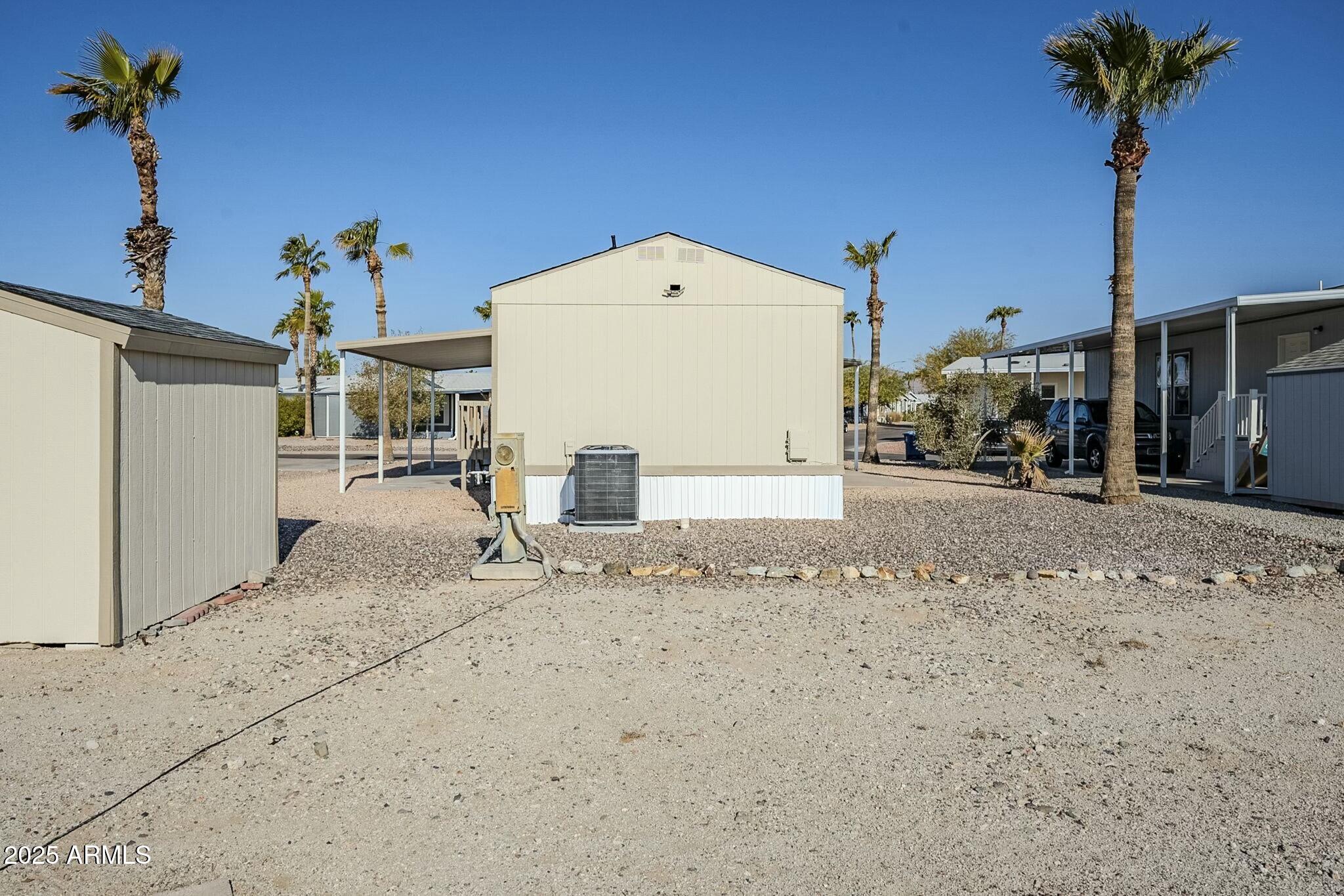 2000 S Apache Road Property Photo 37