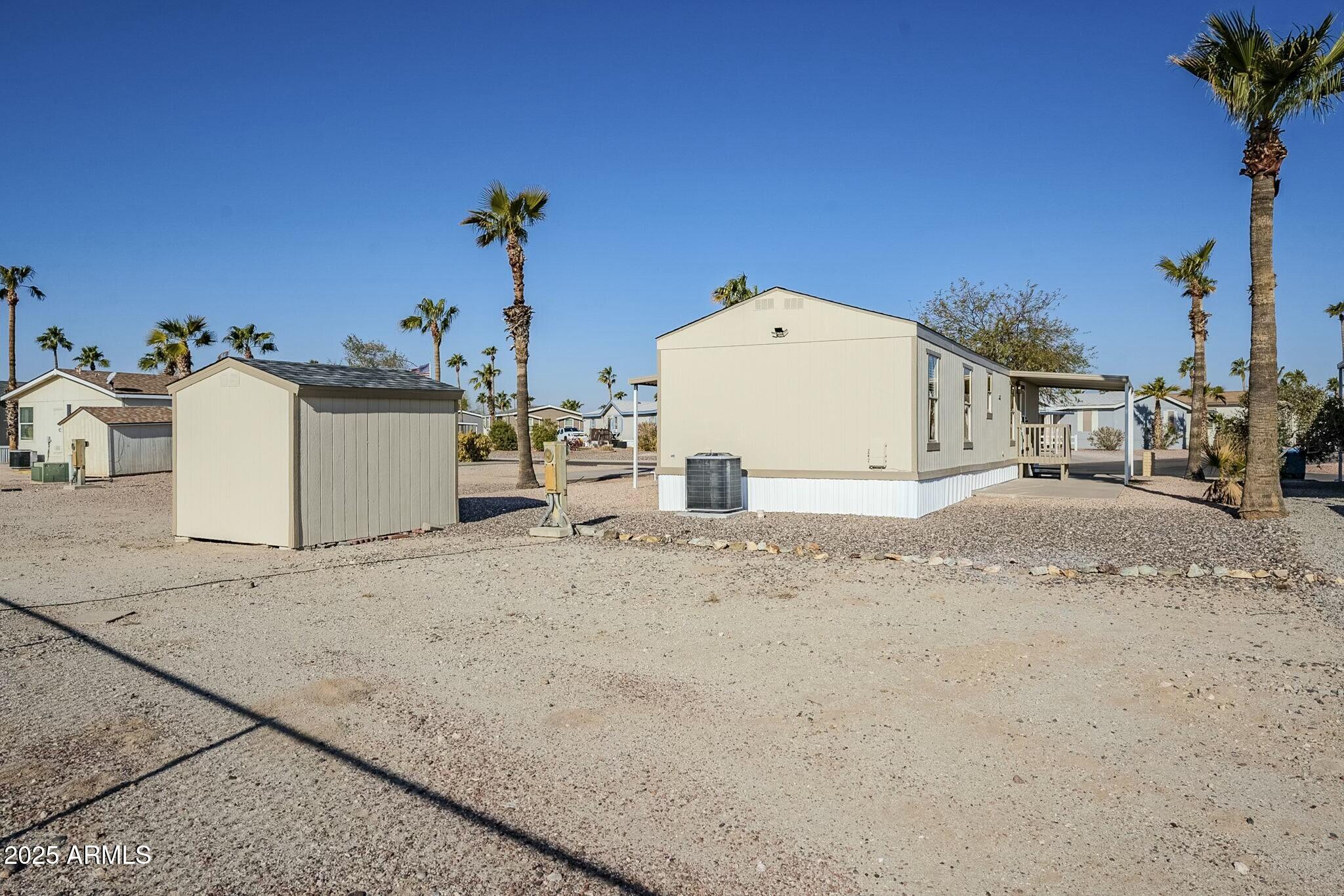 2000 S Apache Road Property Photo 38
