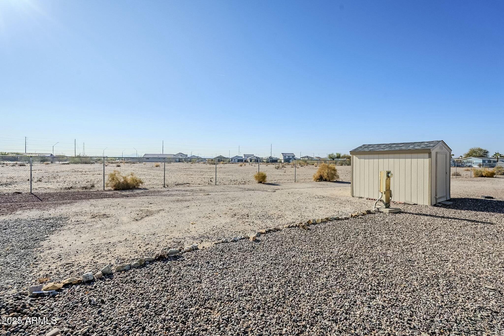 2000 S Apache Road Property Photo 39