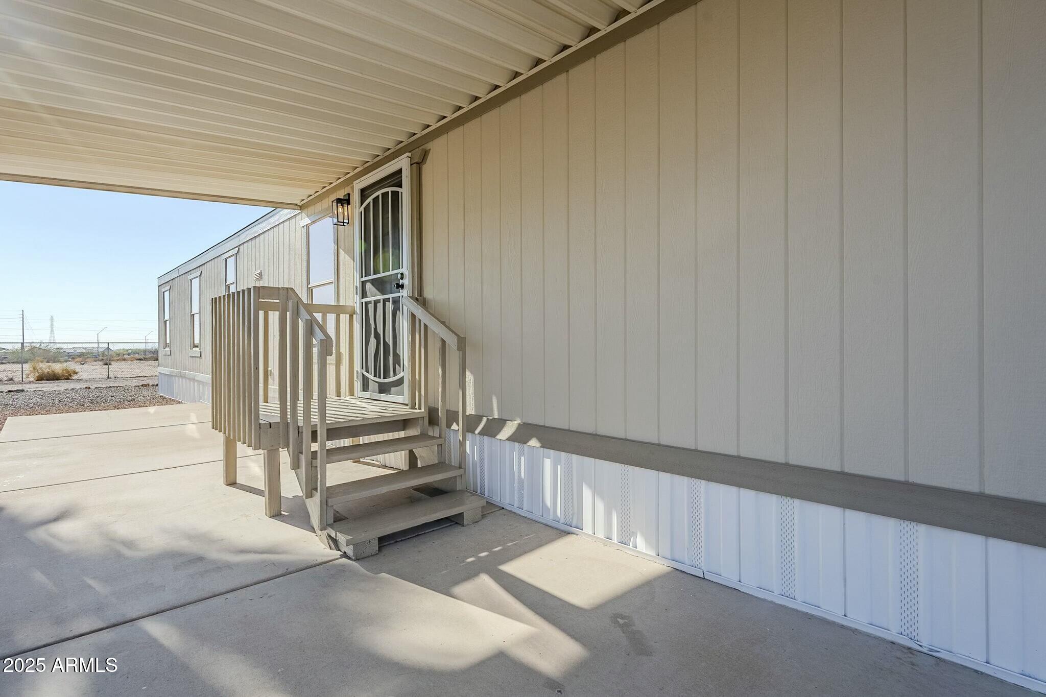 2000 S Apache Road Property Photo 45