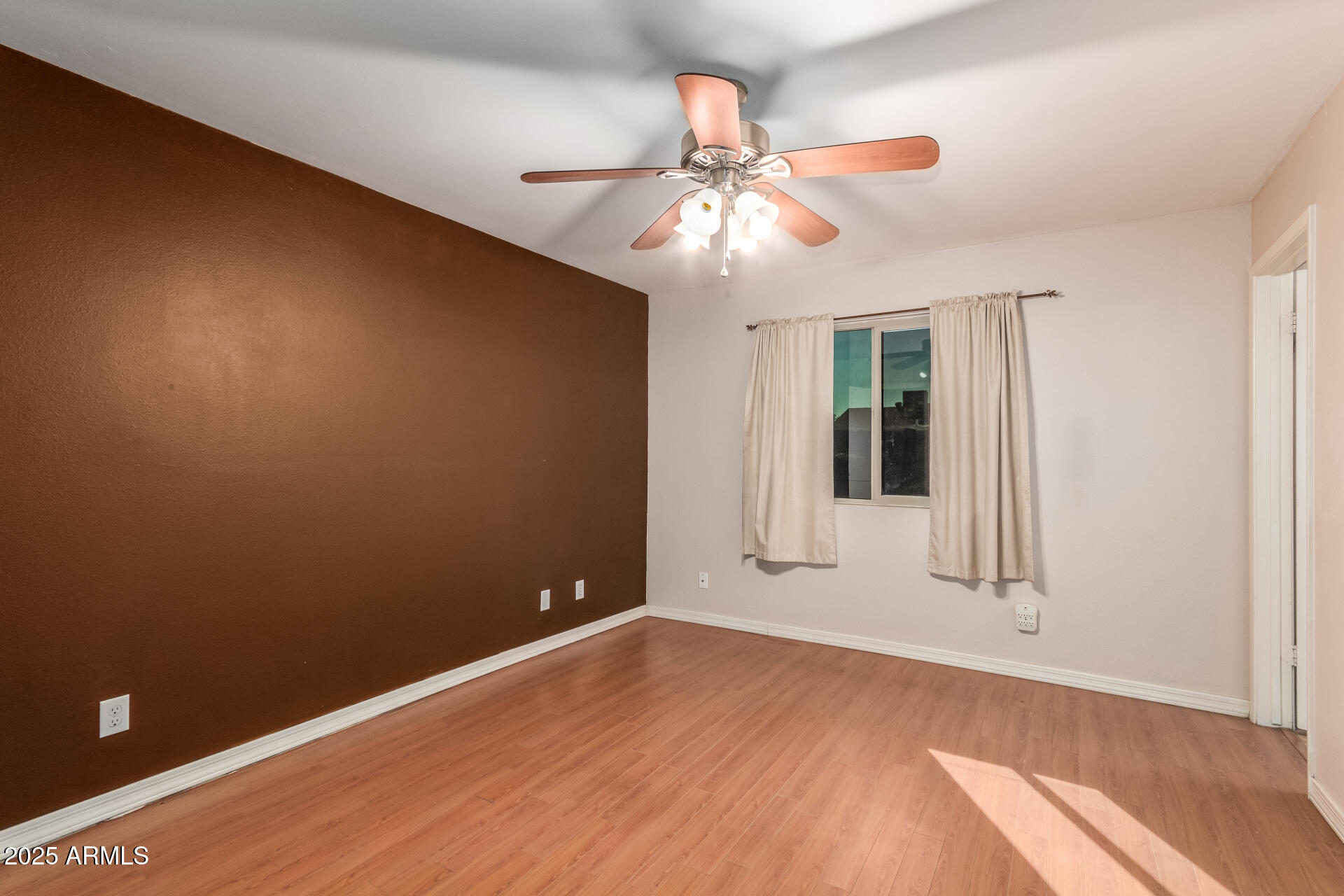 2331 W Onza Avenue Property Photo 12