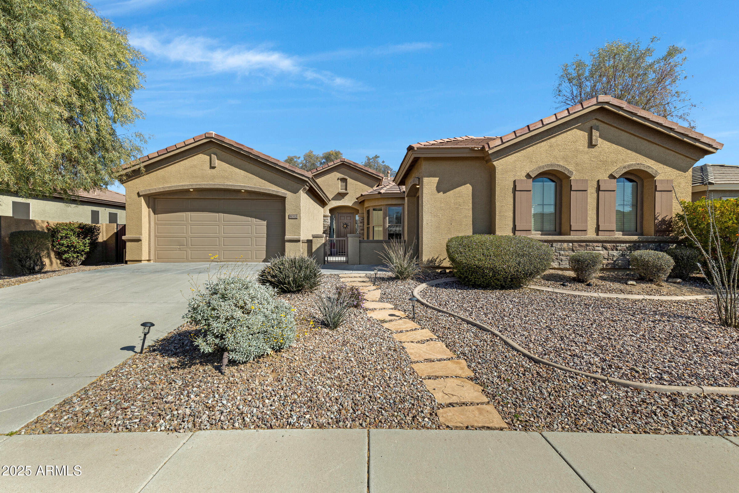 40325 N Graham Way Property Photo 1