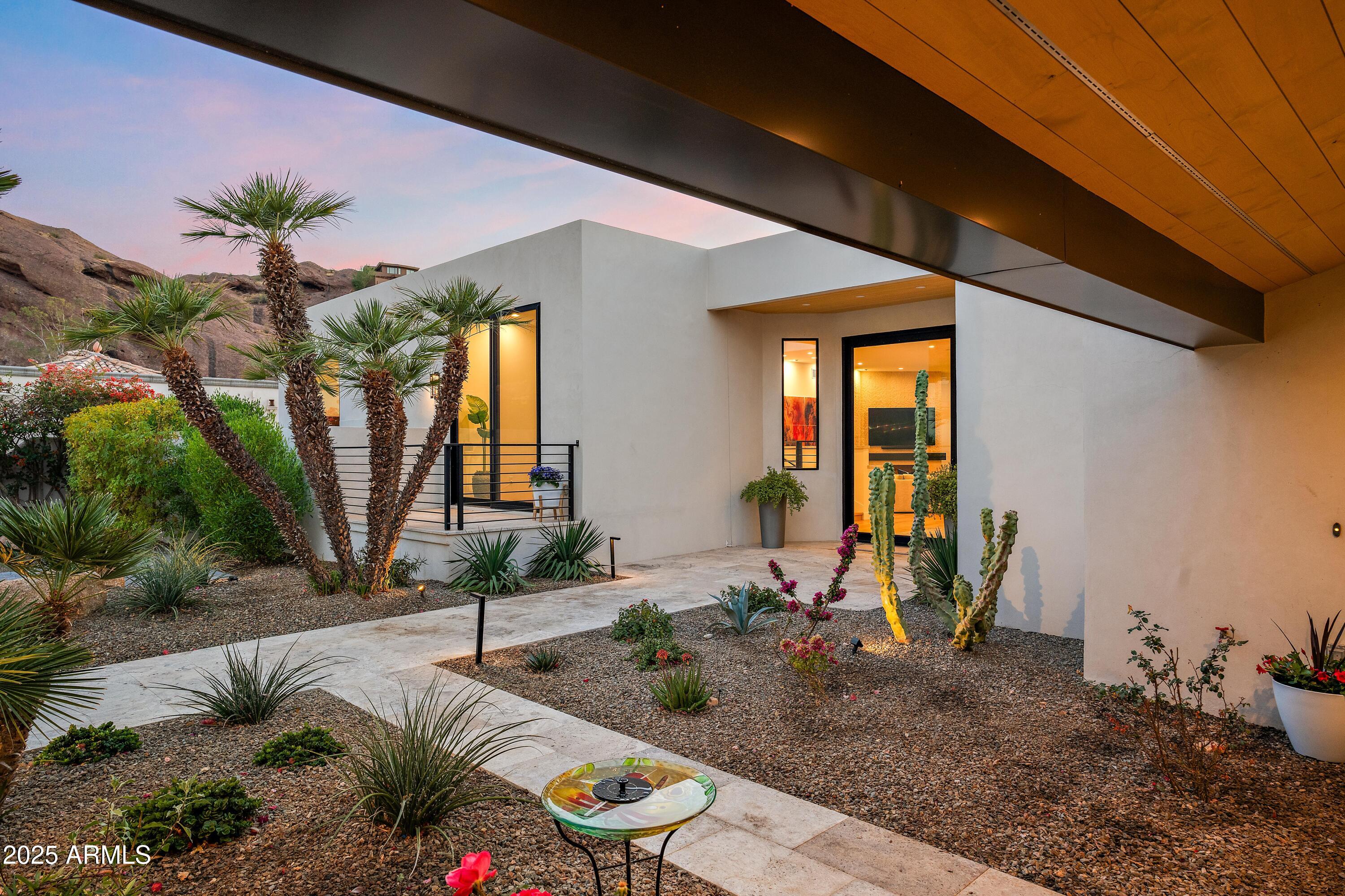5724 N Echo Canyon Drive Property Photo 19