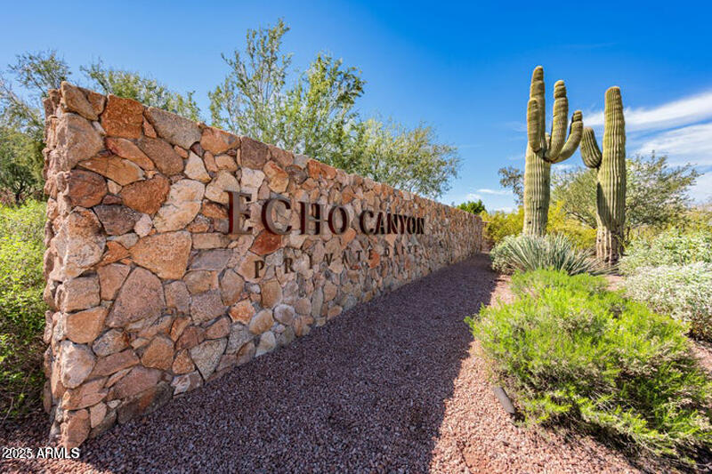 5724 N Echo Canyon Drive Property Photo 49