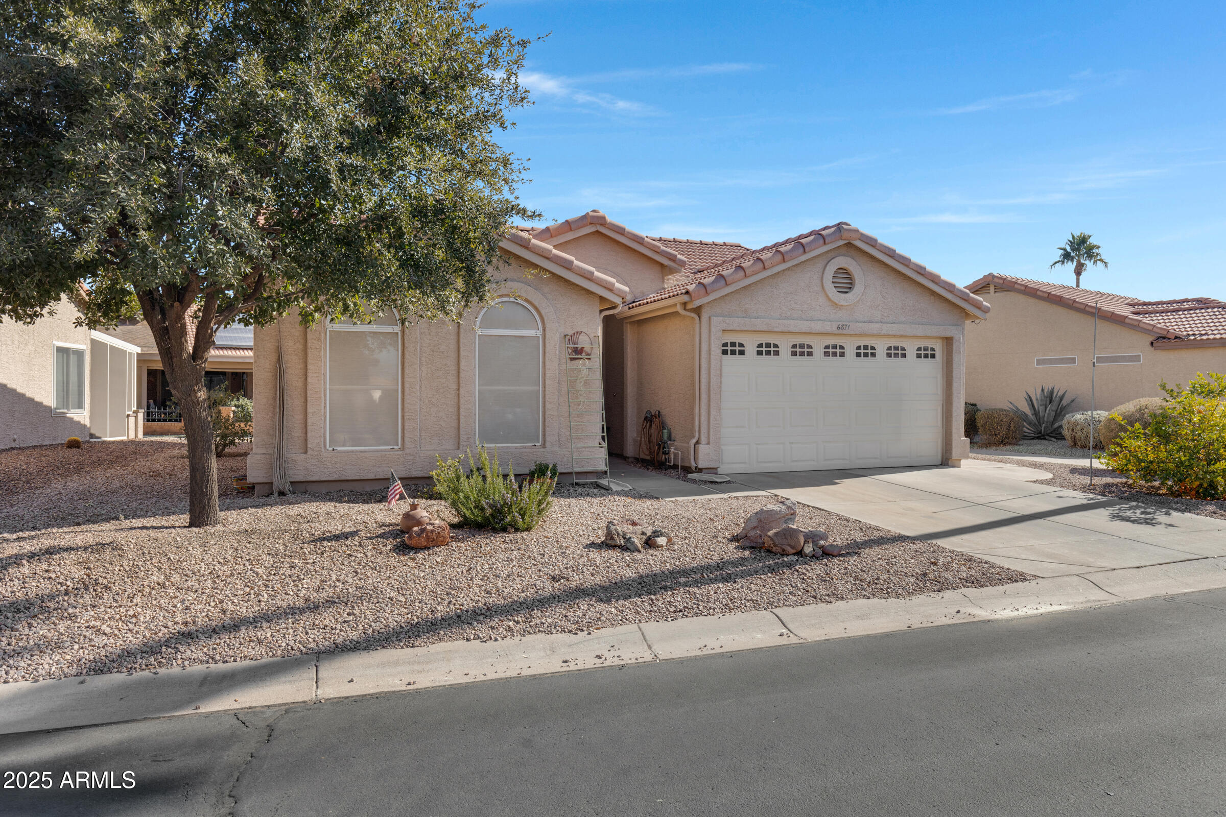 6871 S Coral Gable Drive Property Photo 1