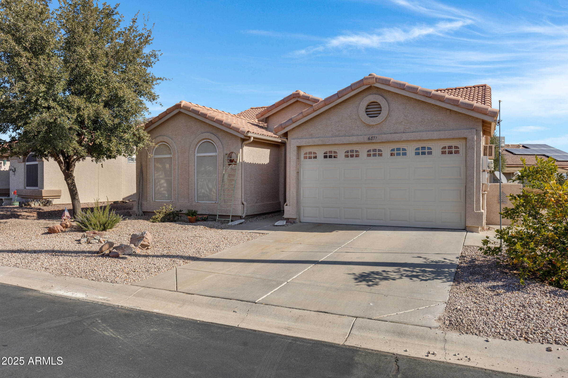 6871 S Coral Gable Drive Property Photo 3