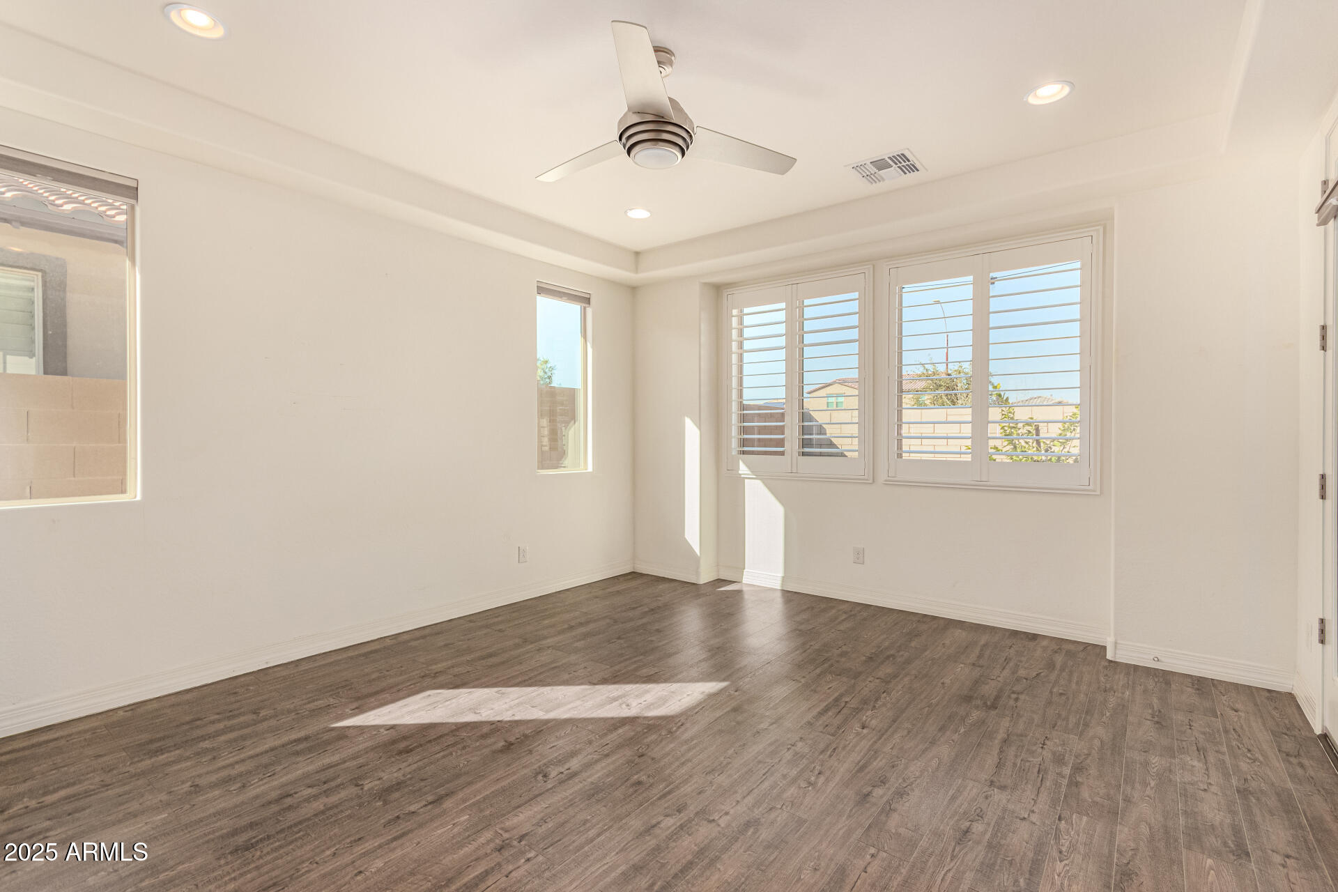 10012 E Tamery Avenue Property Photo 15