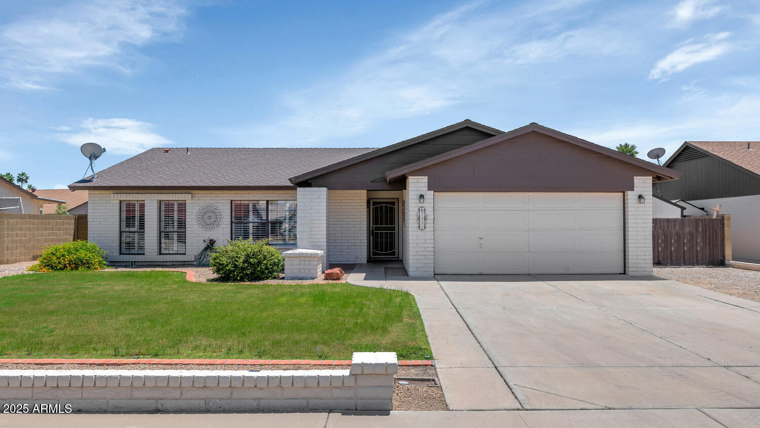 7331 W Aster Drive Property Photo 1