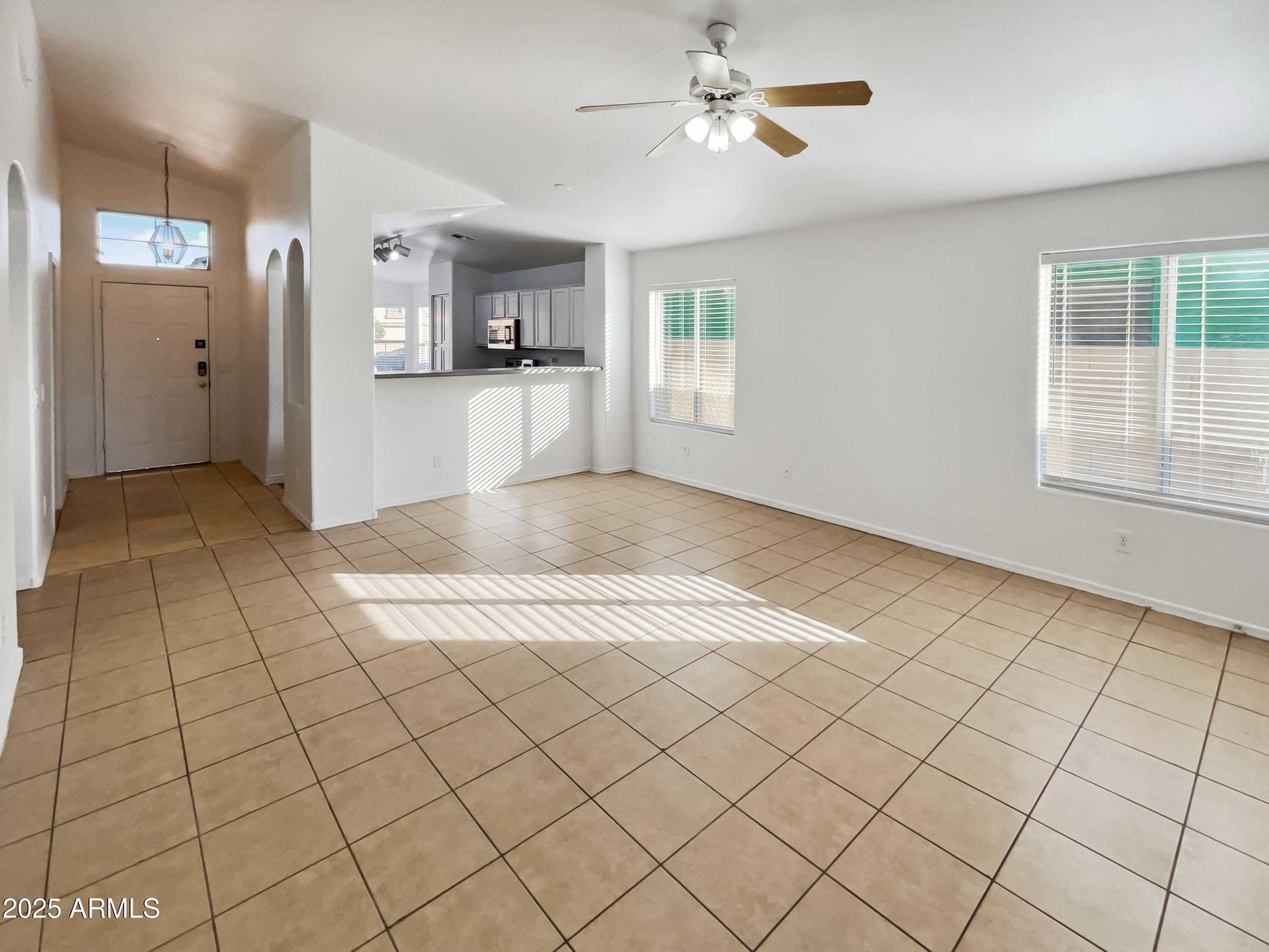 9023 W Hubbell Street Property Photo 17